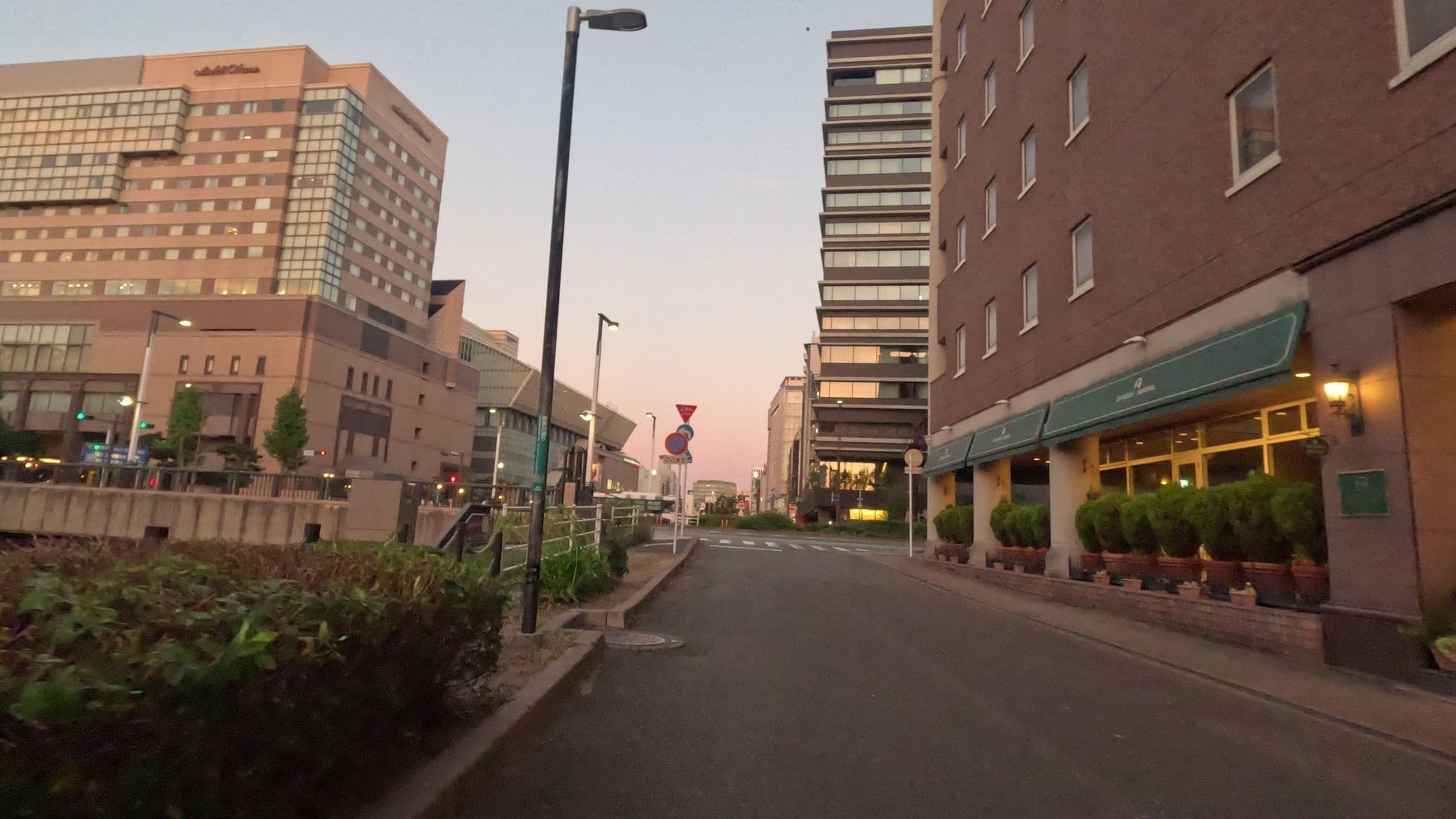 Street view near デュークスホテル中洲, Fukuoka — © alt9800 (CC BY-SA · Mapillary)