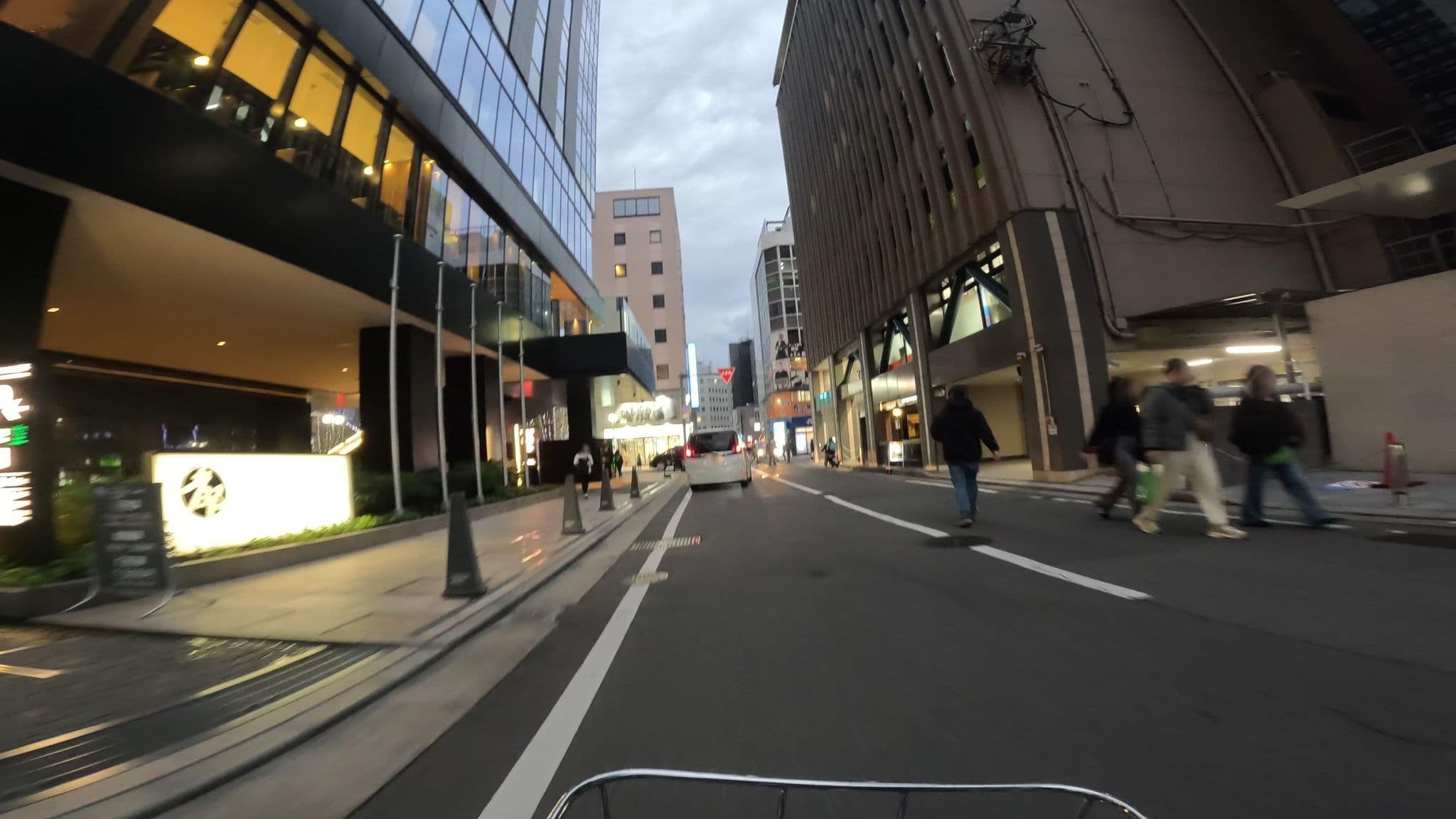 Street view near 博多第一ホテル (Hakata Daiichi Hotel), Fukuoka — © alt9800 (CC BY-SA · Mapillary)