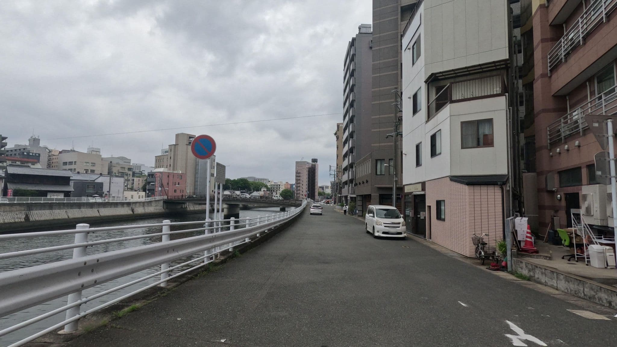 Street view near ホテルエトスイン博多, Fukuoka — © alt9800 (CC BY-SA · Mapillary)