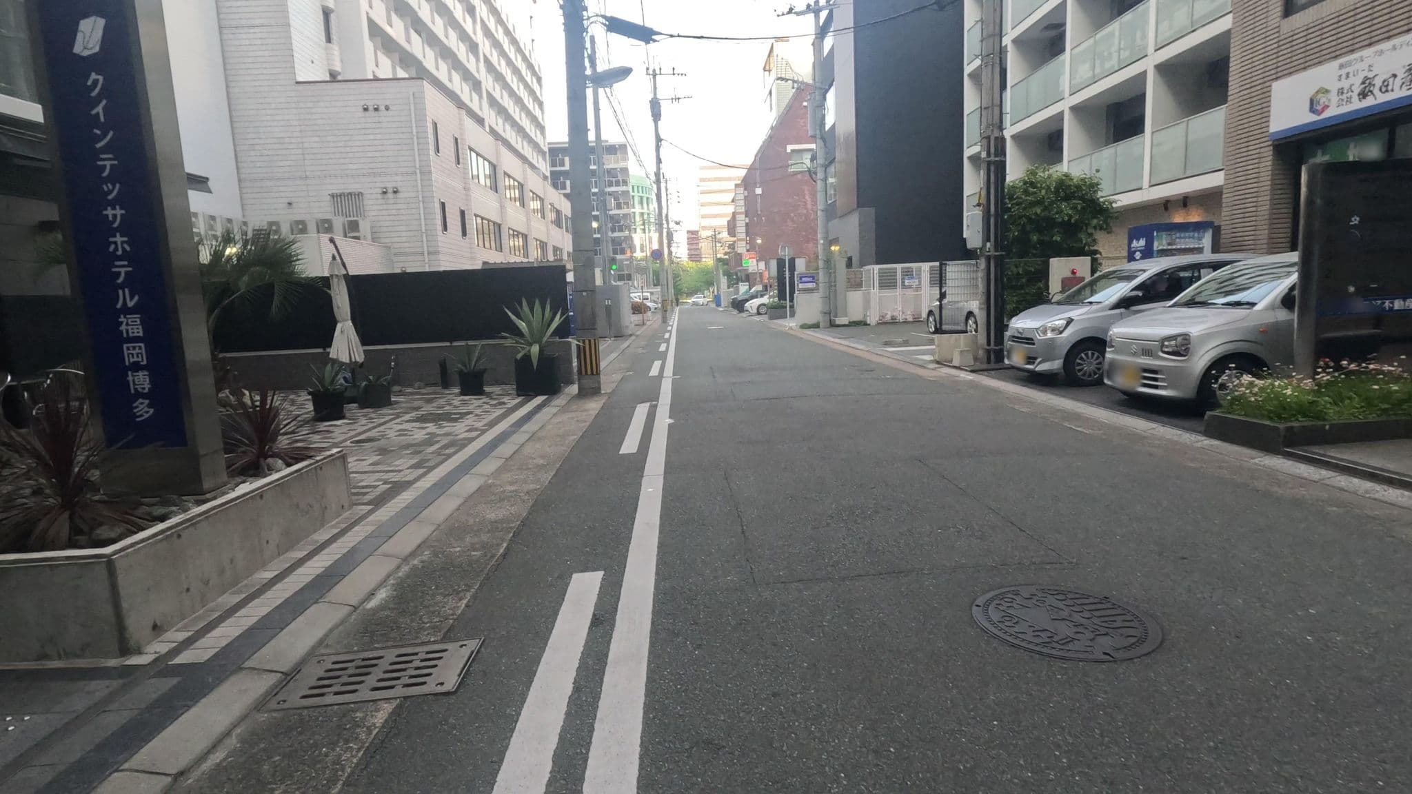Street view near センチュリオンホテル CEN福岡博多, Fukuoka — © alt9800 (CC BY-SA · Mapillary)