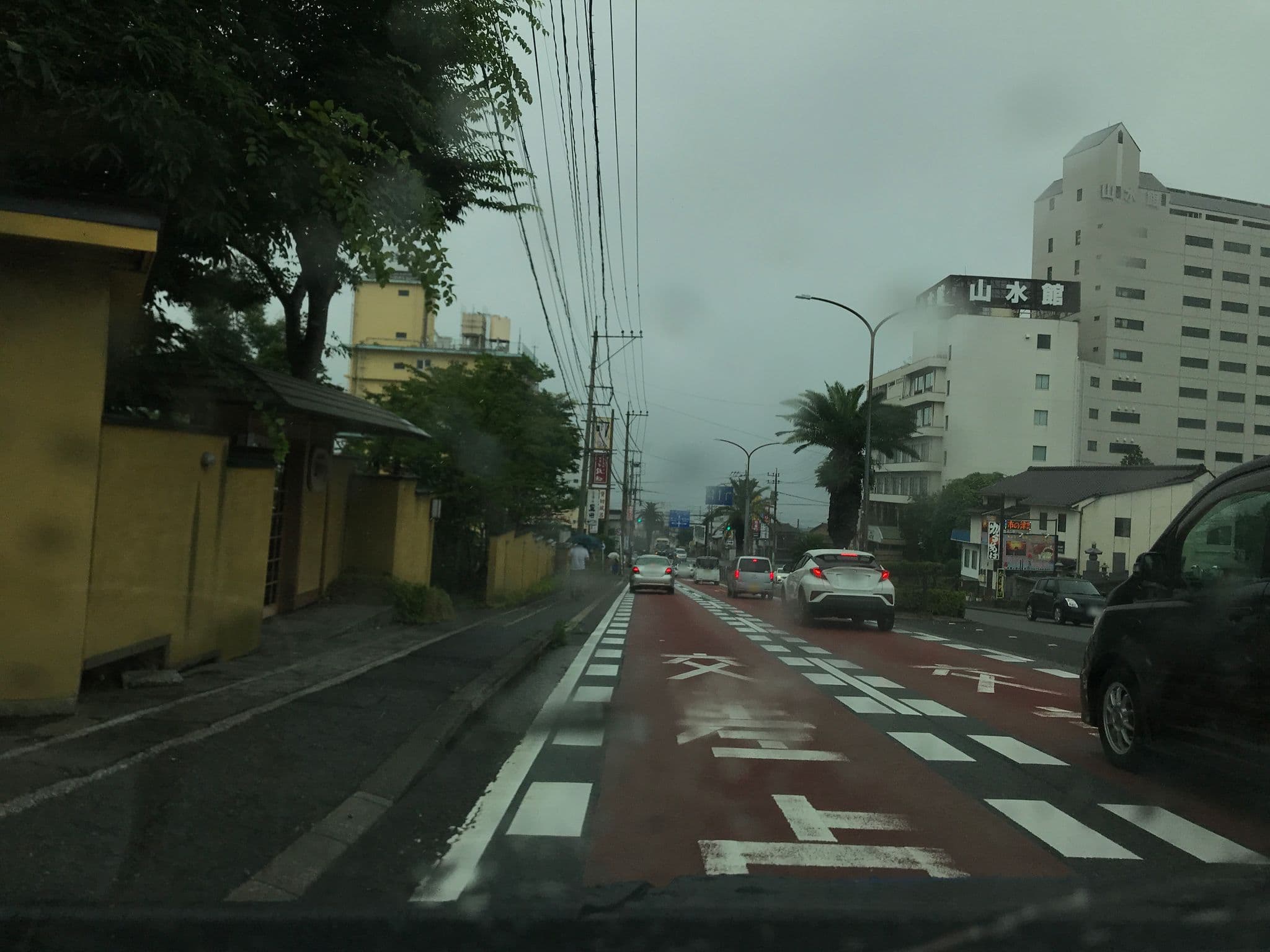 Street view near もと湯の宿 黒田や, Beppu — © yaritsusozai (CC BY-SA · Mapillary)