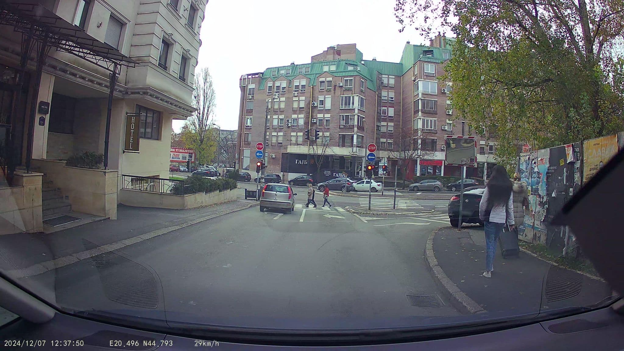 Street view near Hotel Xenon, Belgrade — © pmilanovic (CC BY-SA · Mapillary)