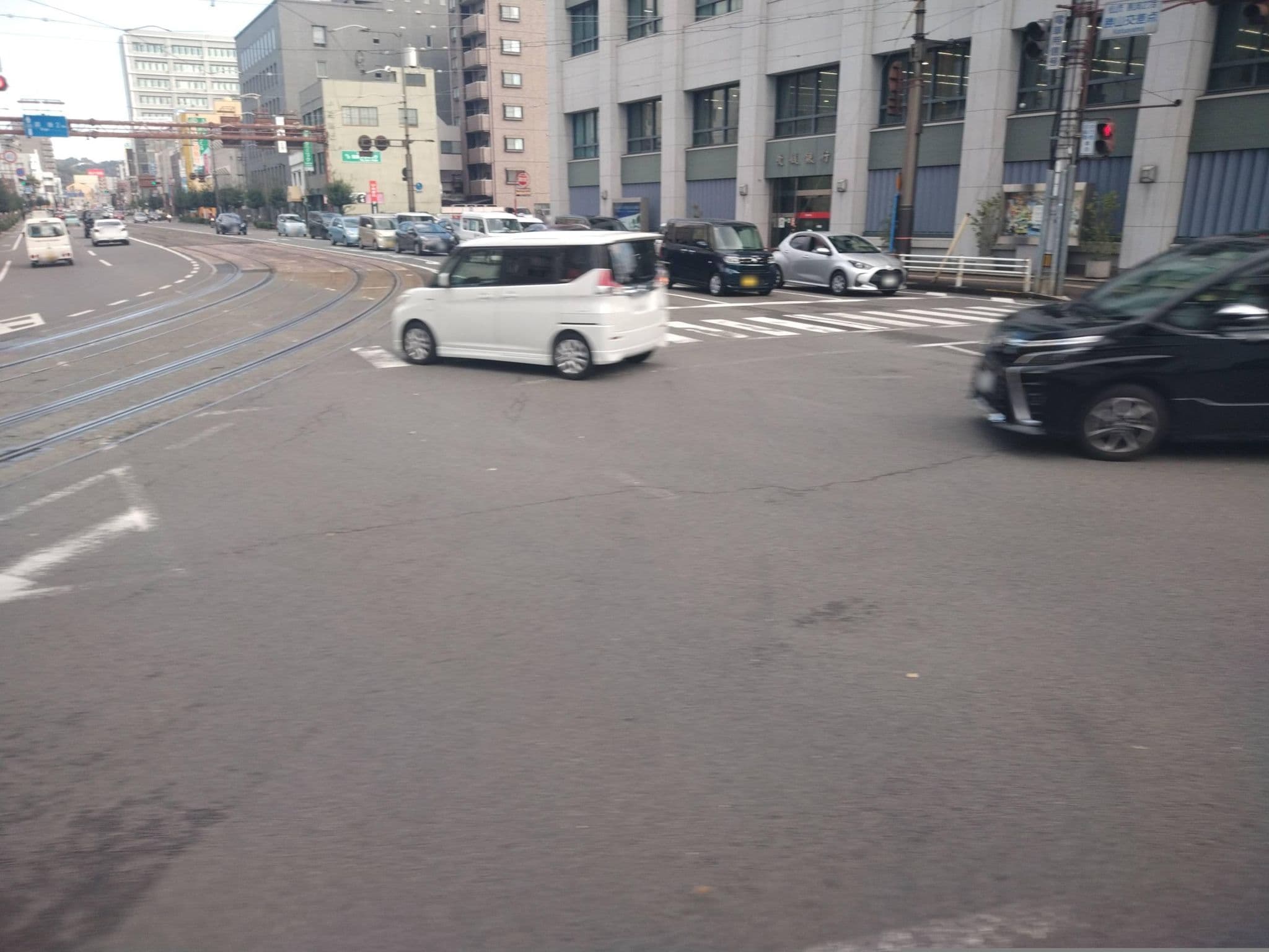 Street view near ホテル アビスイン 道後・松山, Matsuyama — © adsa562 (CC BY-SA · Mapillary)
