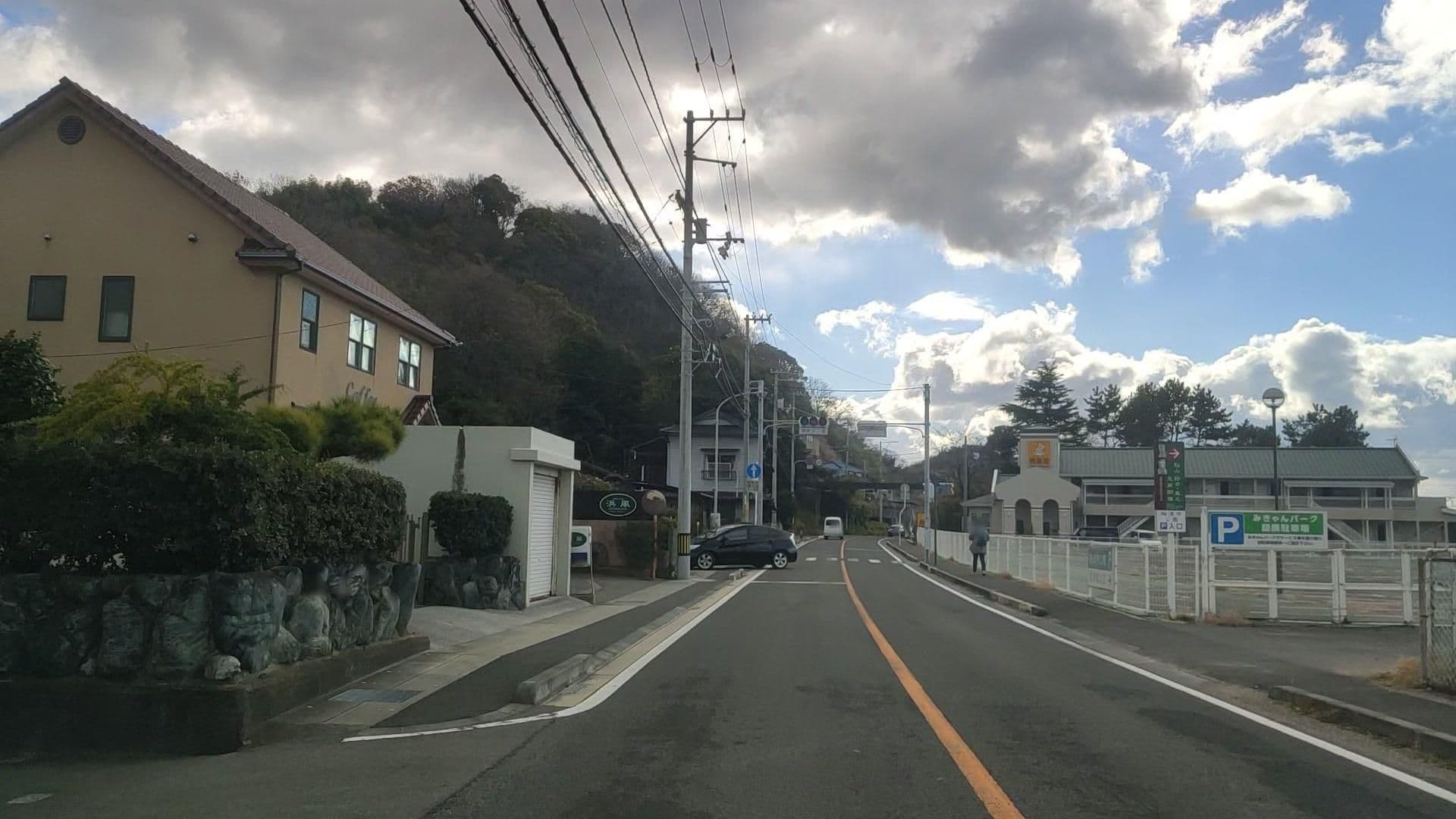 Street view near ファミリーロッジ旅籠屋 松山店, Matsuyama — © drivephotograph (CC BY-SA · Mapillary)
