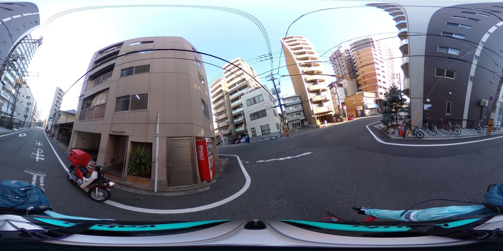 Street view near 広島クレインピースタワー, Hiroshima — © nmaruichi (CC BY-SA · Mapillary)