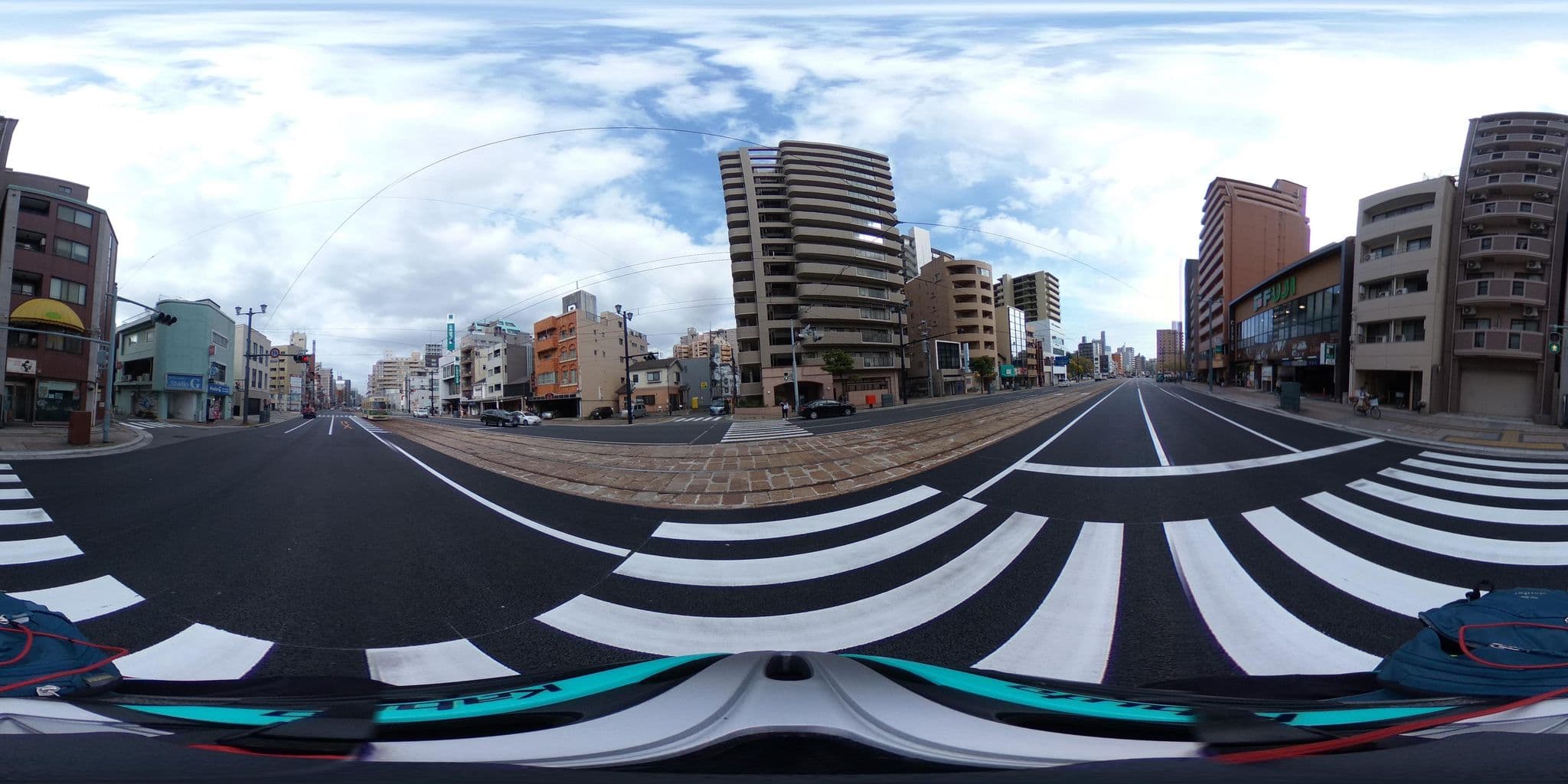 Street view near ビジネス旅館 あおば園, Hiroshima — © nmaruichi (CC BY-SA · Mapillary)