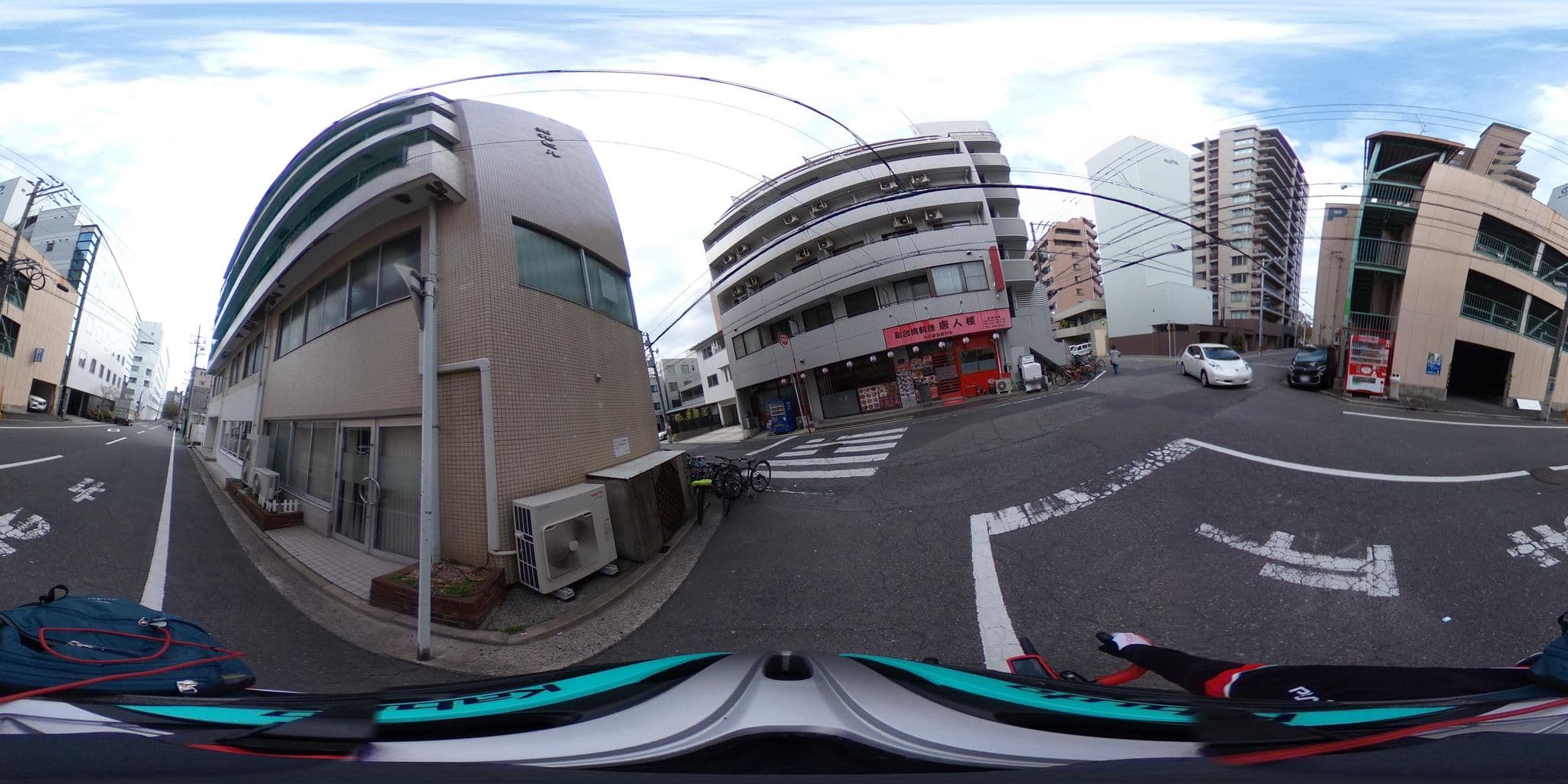 Street view near グランドベース広島平和公園前, Hiroshima — © nmaruichi (CC BY-SA · Mapillary)