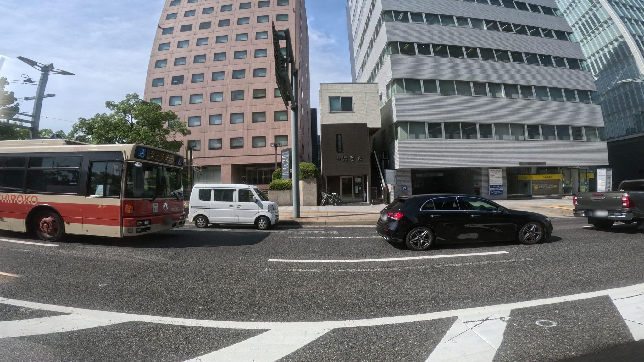 Street view near タビックスジャパン 広島支店, Hiroshima — © okadatsuneo (CC BY-SA · Mapillary)