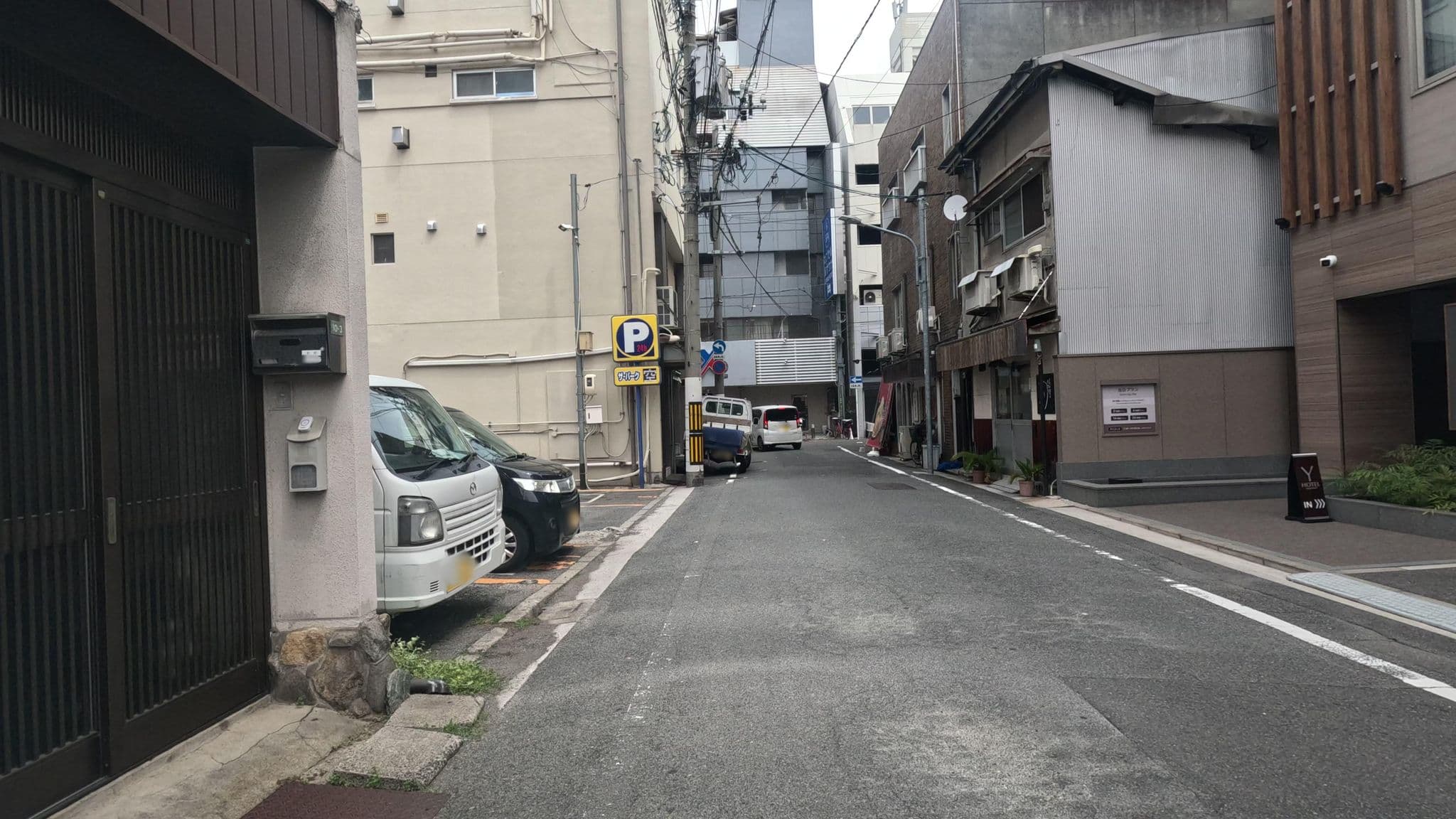 Street view near CELEB PLAZA HOTEL, Hiroshima — © alt9800 (CC BY-SA · Mapillary)