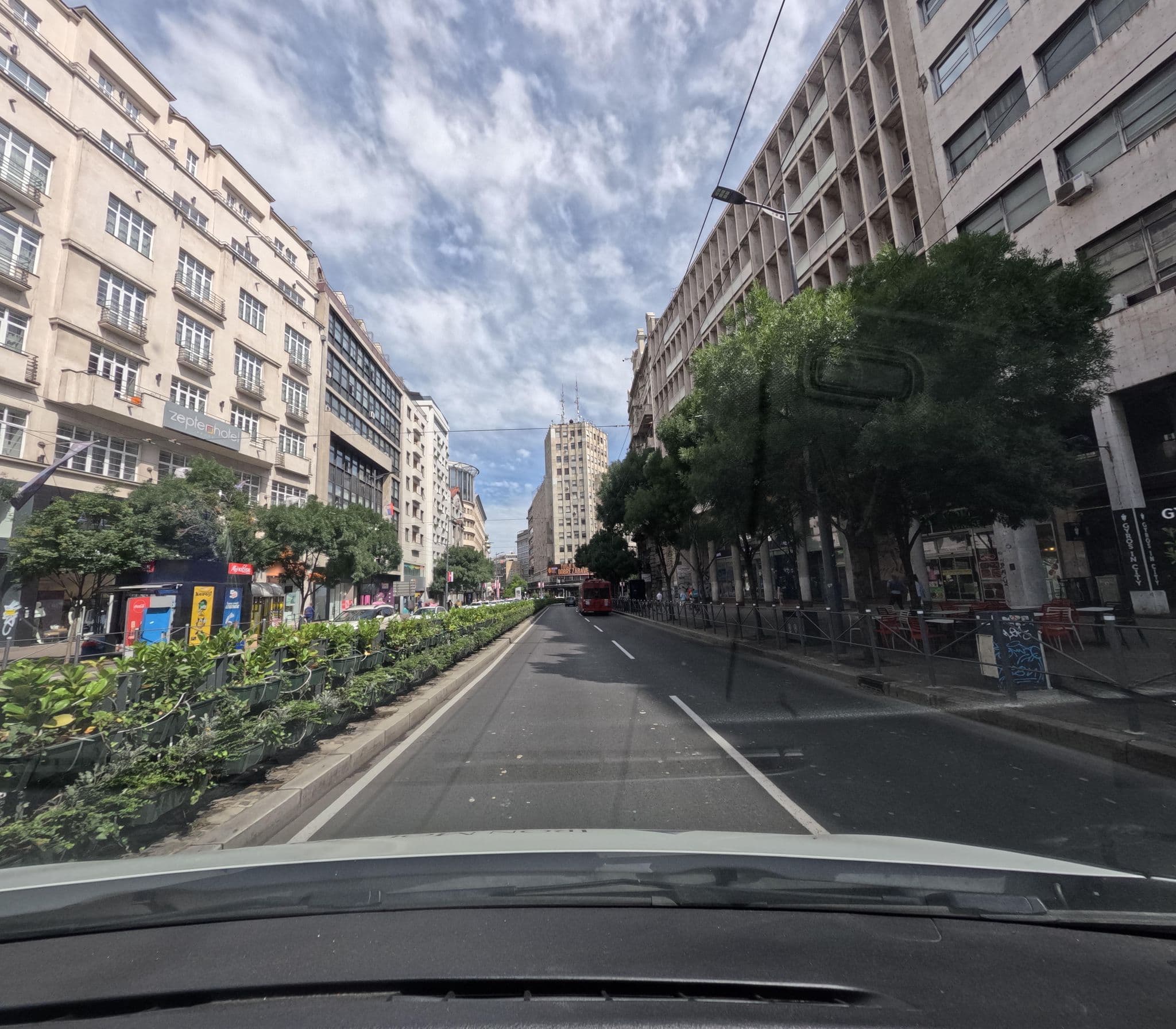 Street view near Eden Luxury Suites Terazije, Belgrade — © smajser1 (CC BY-SA · Mapillary)