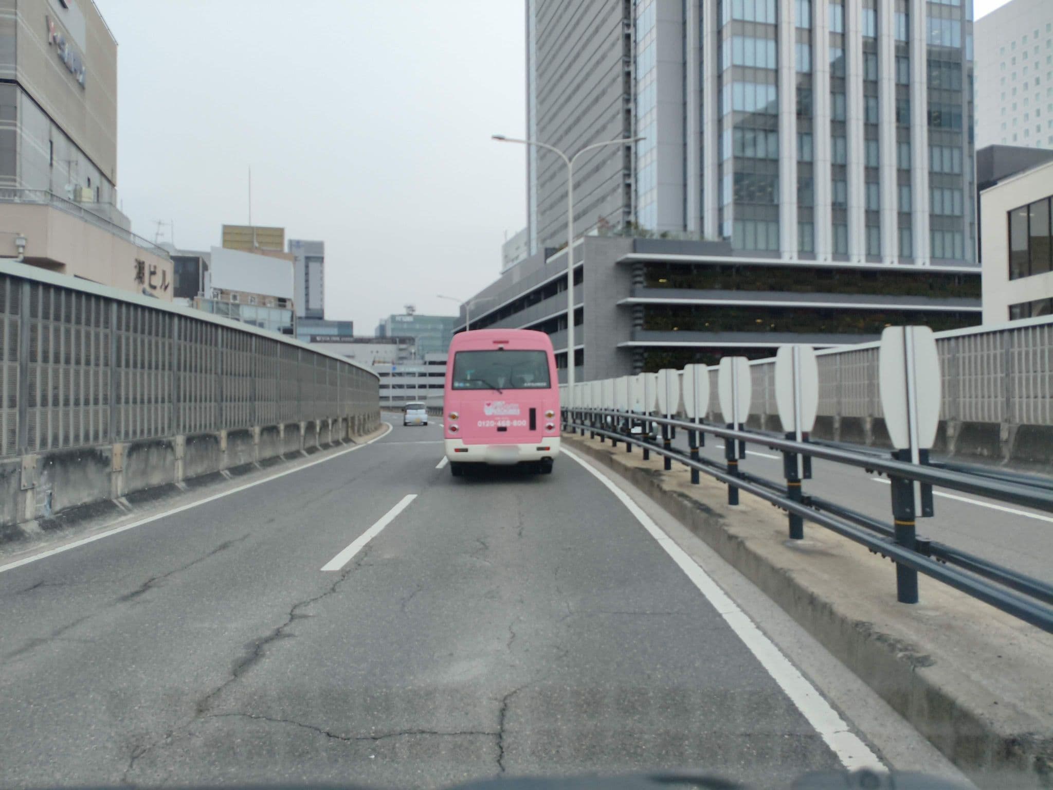 Street view near 広島駅前グリーンホテル, Hiroshima — © parond (CC BY-SA · Mapillary)