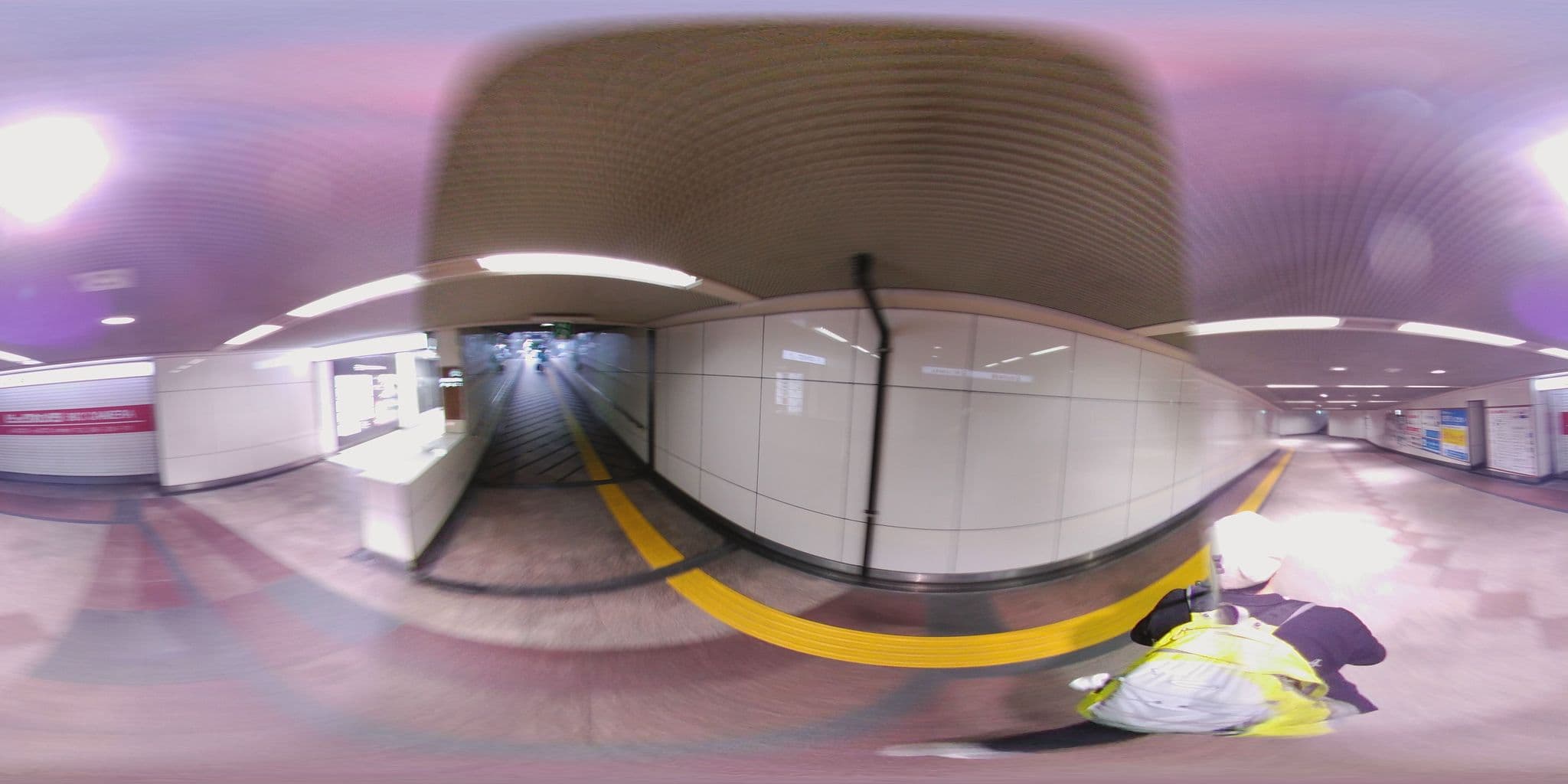 Street view near ダイワロイネットホテル岡山駅前, Okayama — © mura (CC BY-SA · Mapillary)