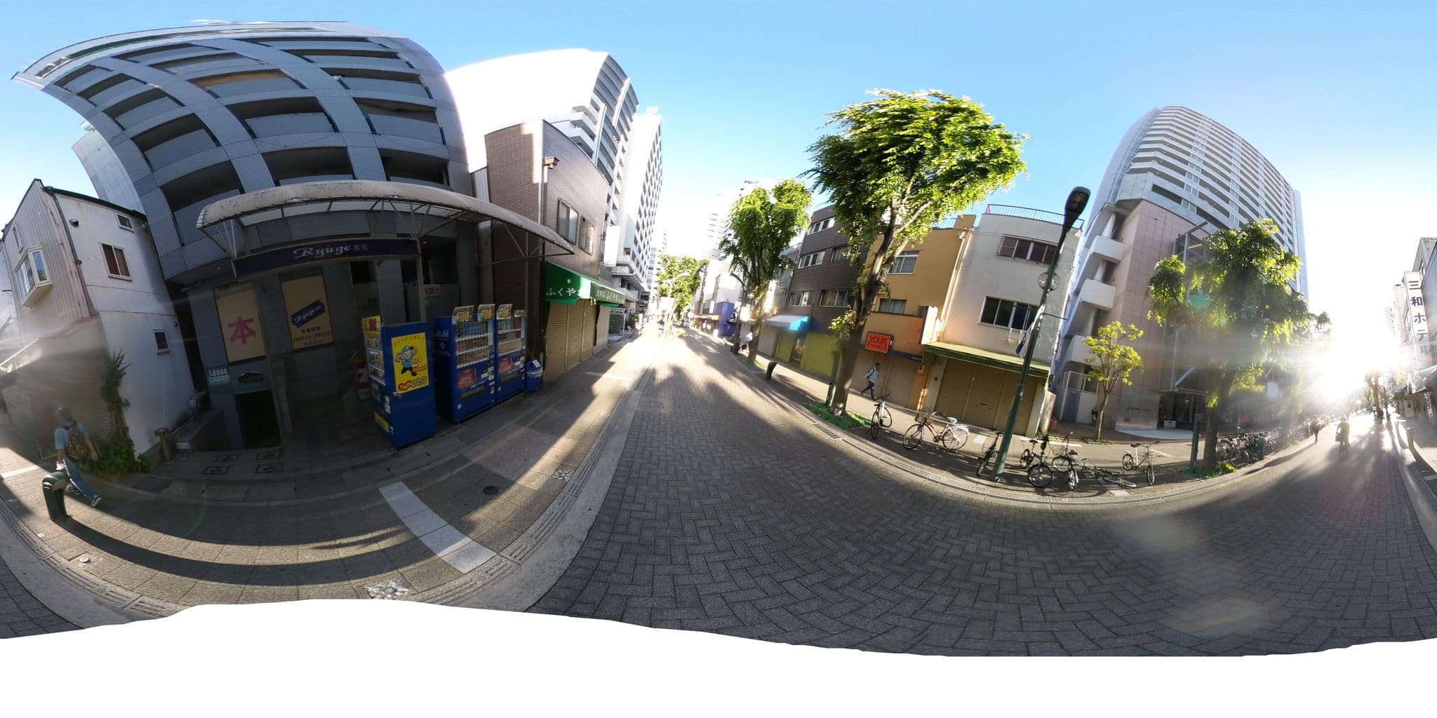 Street view near 三和ホテル, Kobe — © okadatsuneo (CC BY-SA · Mapillary)