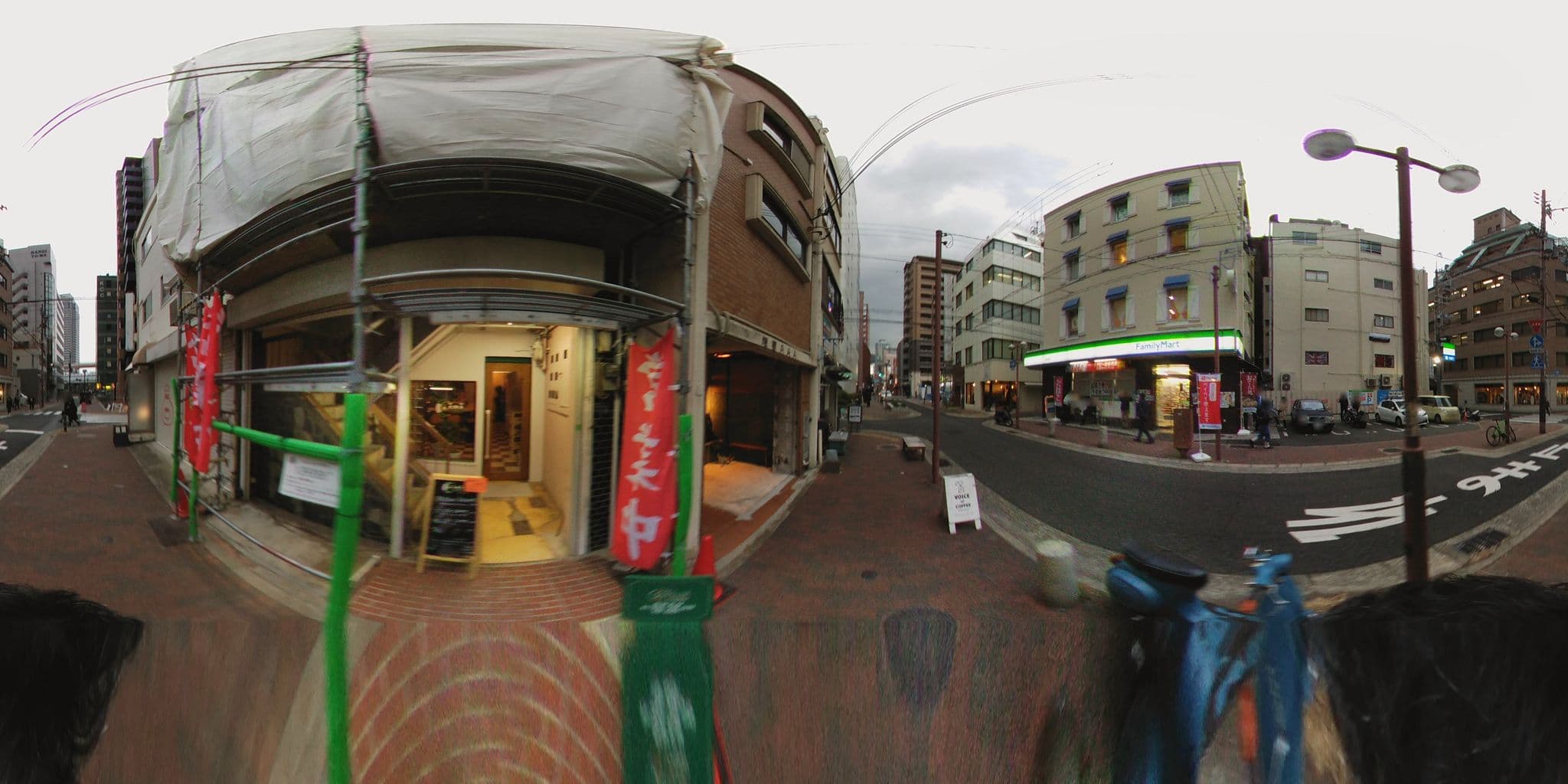 Street view near メリケンポート神戸元町, Kobe — © jmmapiranger (CC BY-SA · Mapillary)