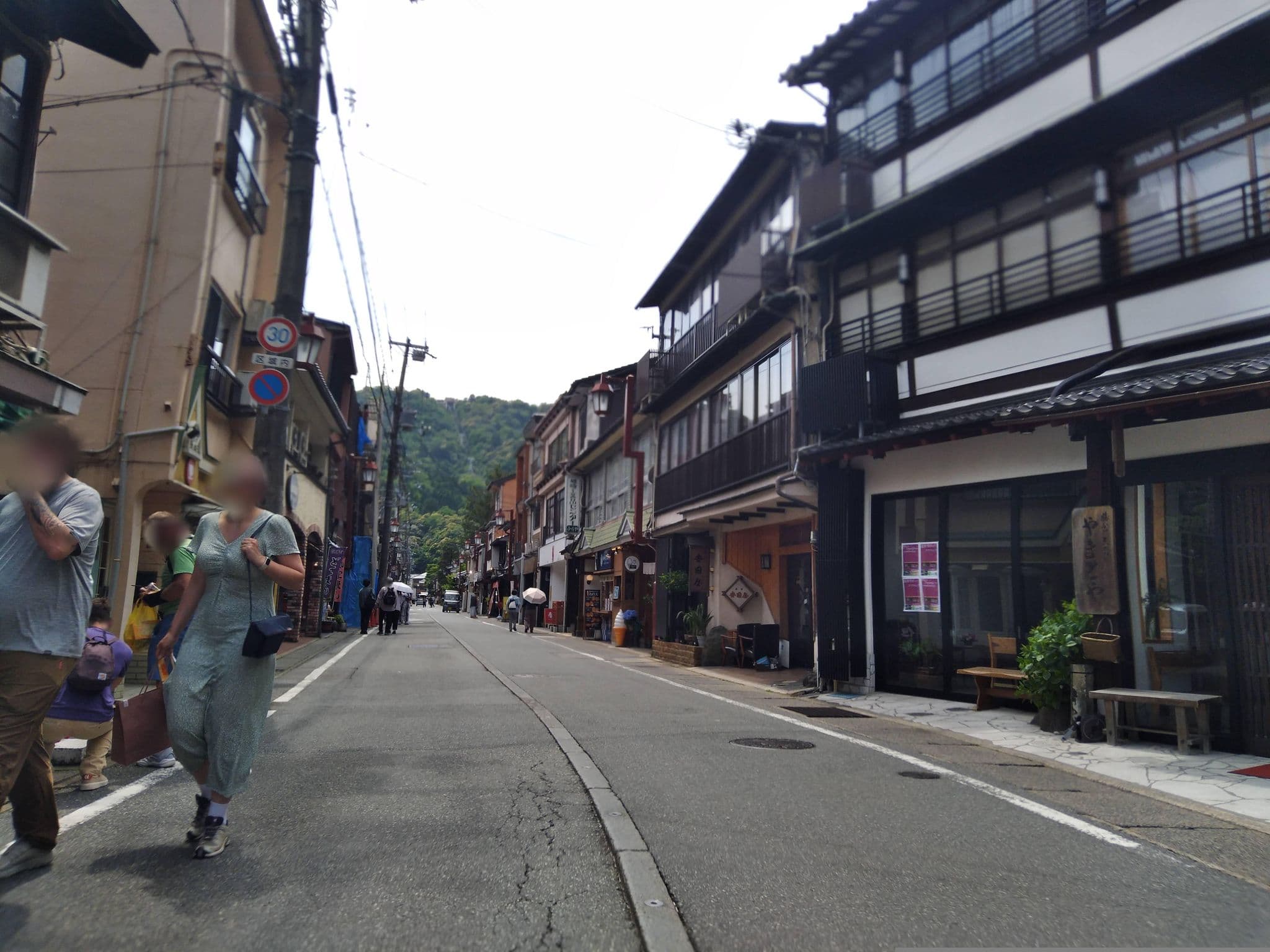 Street view near 城崎温泉 旅館 旅舎やまとや（大和屋）, Toyooka — © yasunari (CC BY-SA · Mapillary)