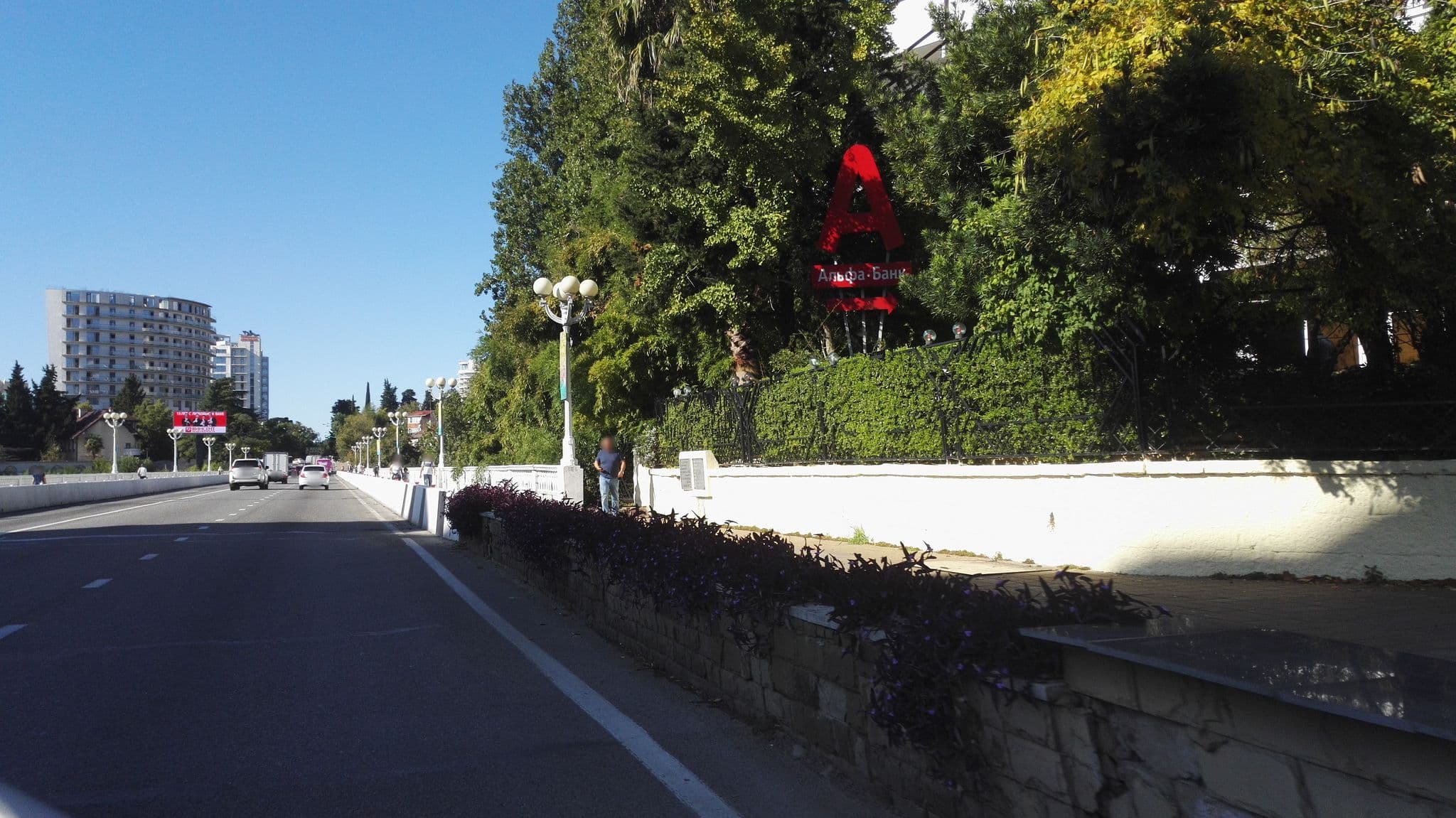 Street view near MIRROR, Sochi — © petunder (CC BY-SA · Mapillary)