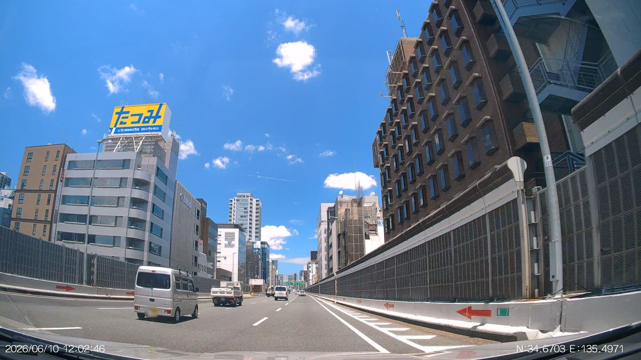 Street view near ドーミーイン心斎橋, Osaka — © aHS (CC BY-SA · Mapillary)