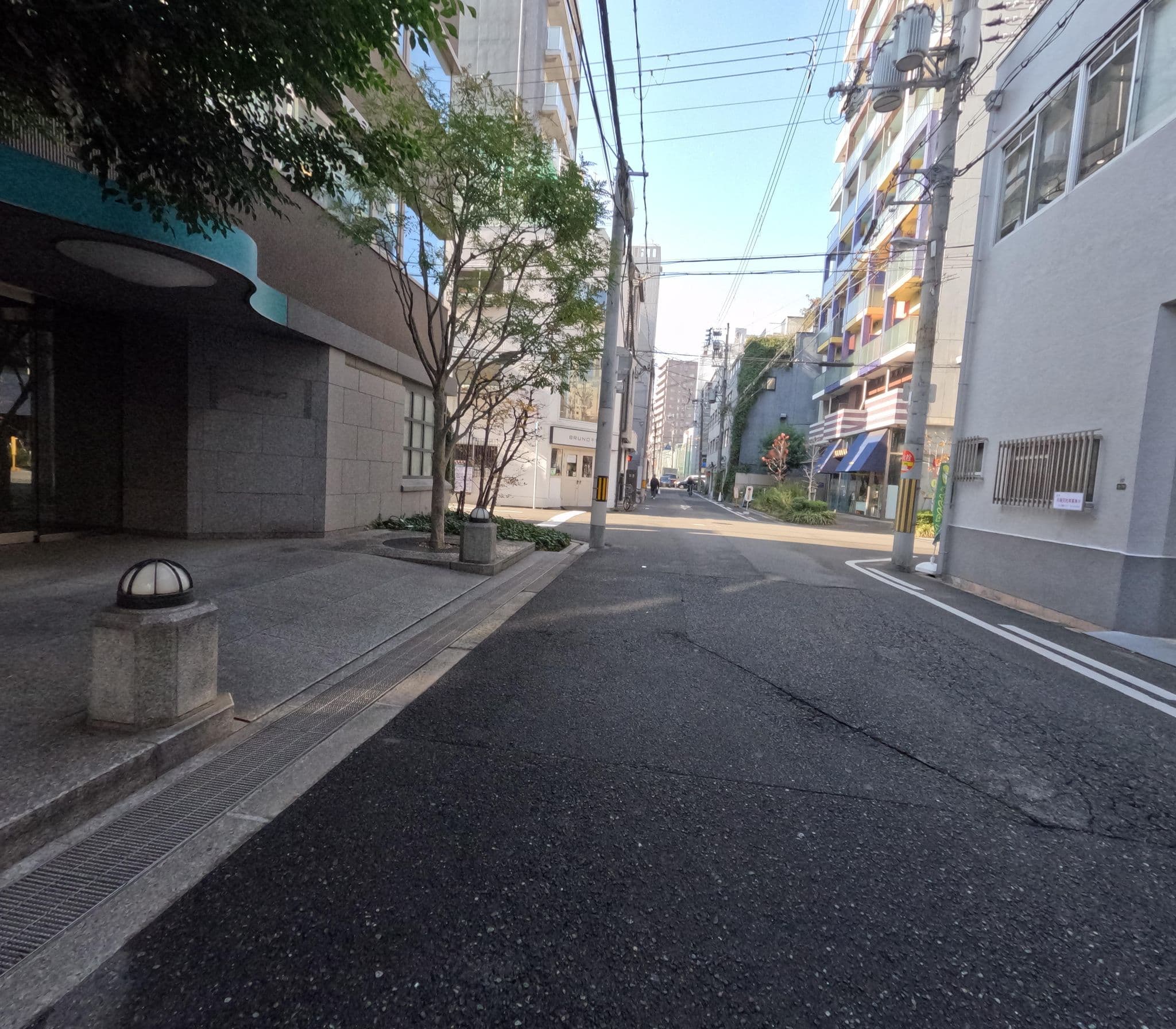 Street view near KAMON APARTMENT OSAKA, Osaka — © okadatsuneo (CC BY-SA · Mapillary)