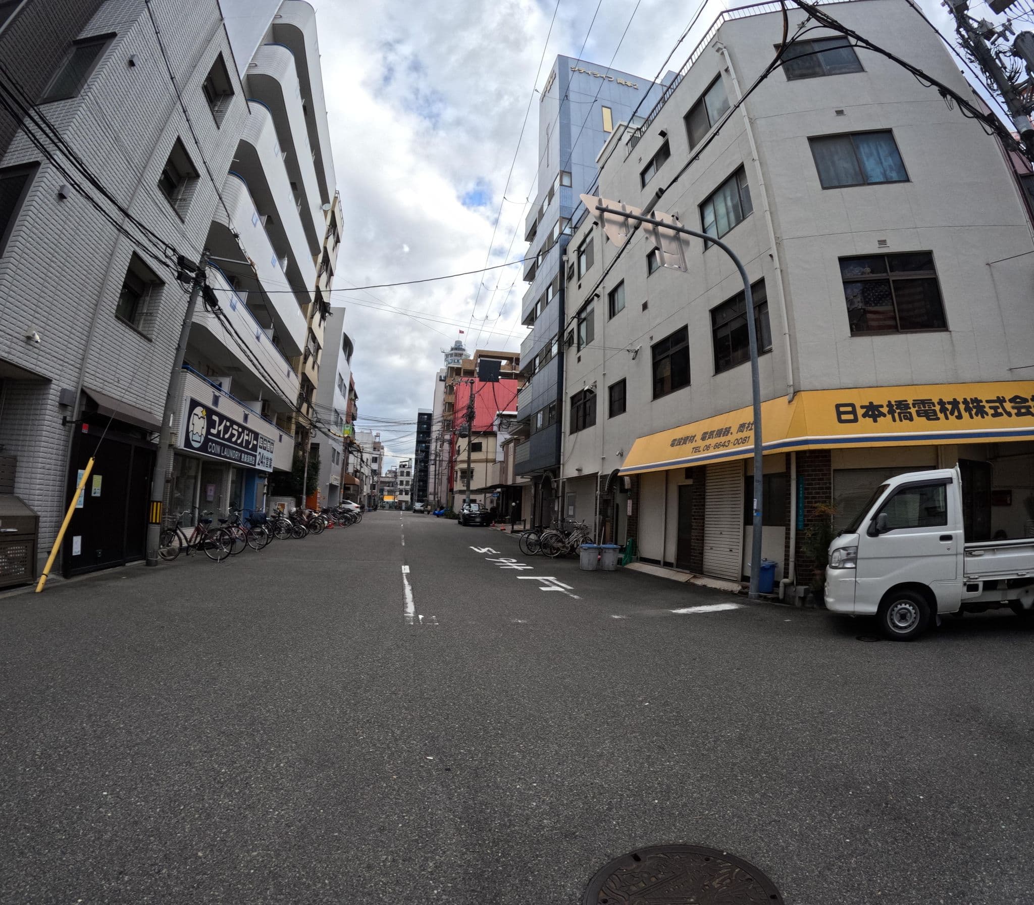 Street view near poly hostel osaka, Tsumori — © okadatsuneo (CC BY-SA · Mapillary)
