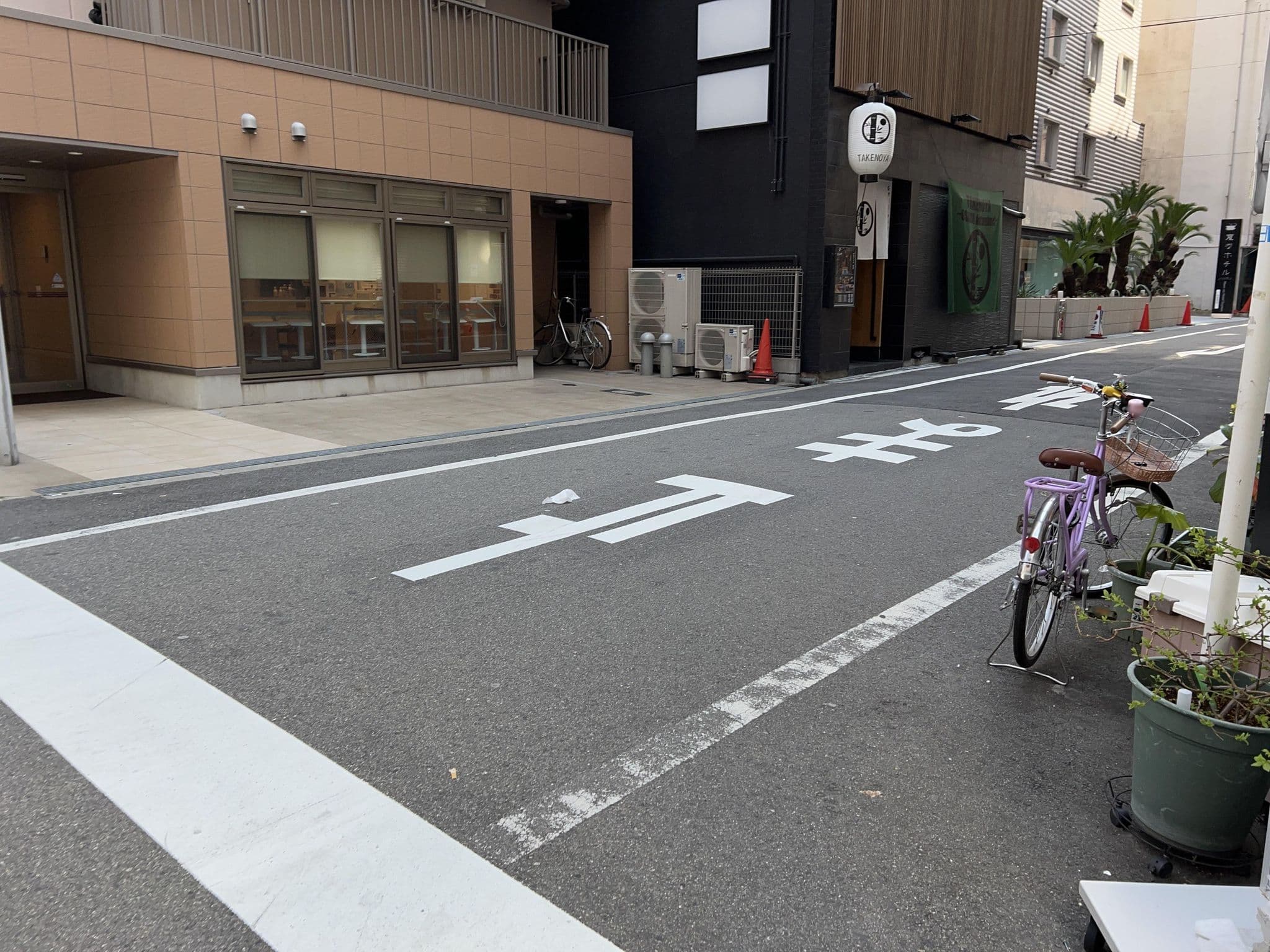 Street view near レックスインなんば, Ajiharacho — © Satsuka_Osaka (CC BY-SA · Mapillary)