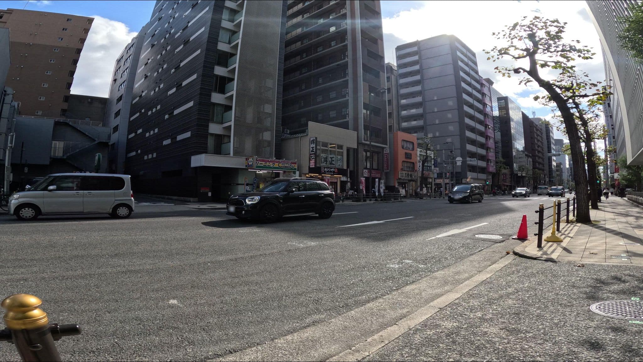 Street view near ホテルサンリオット大阪本町, Osaka — © okadatsuneo (CC BY-SA · Mapillary)