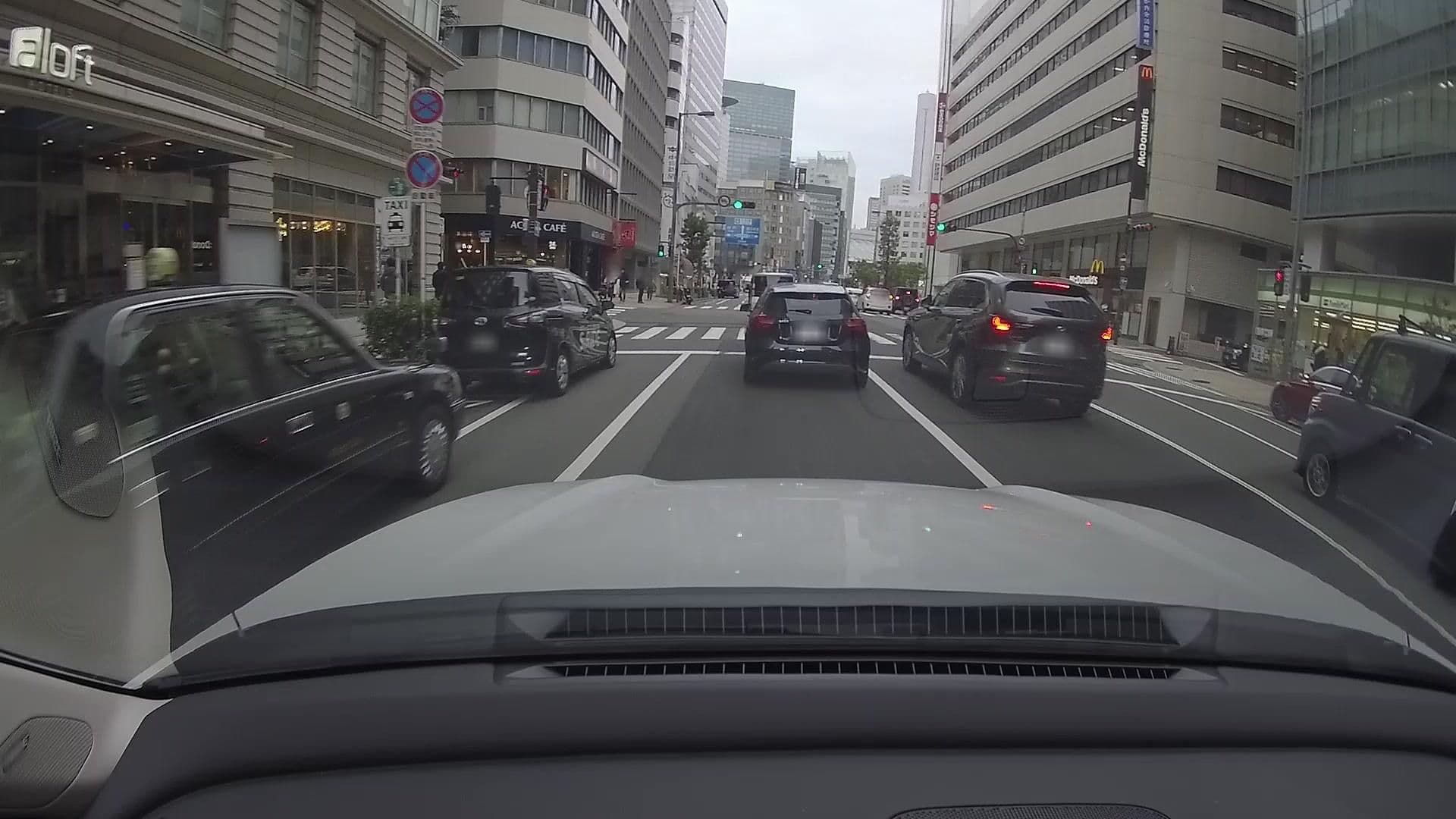 Street view near アロフト大阪堂島, Osaka — © osapon (CC BY-SA · Mapillary)
