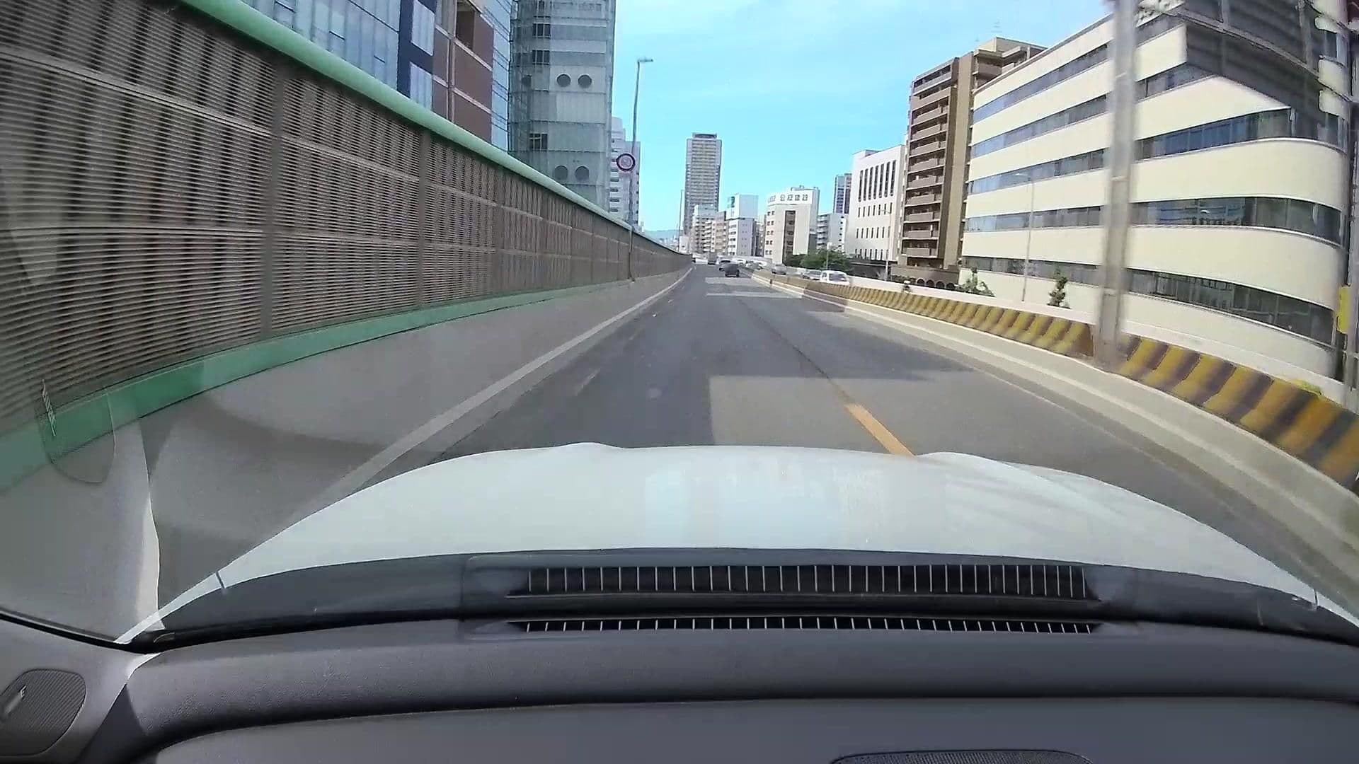 Street view near ネストホテル大阪梅田 (Nest Hotel Osaka Umeda), Umeda — © osapon (CC BY-SA · Mapillary)