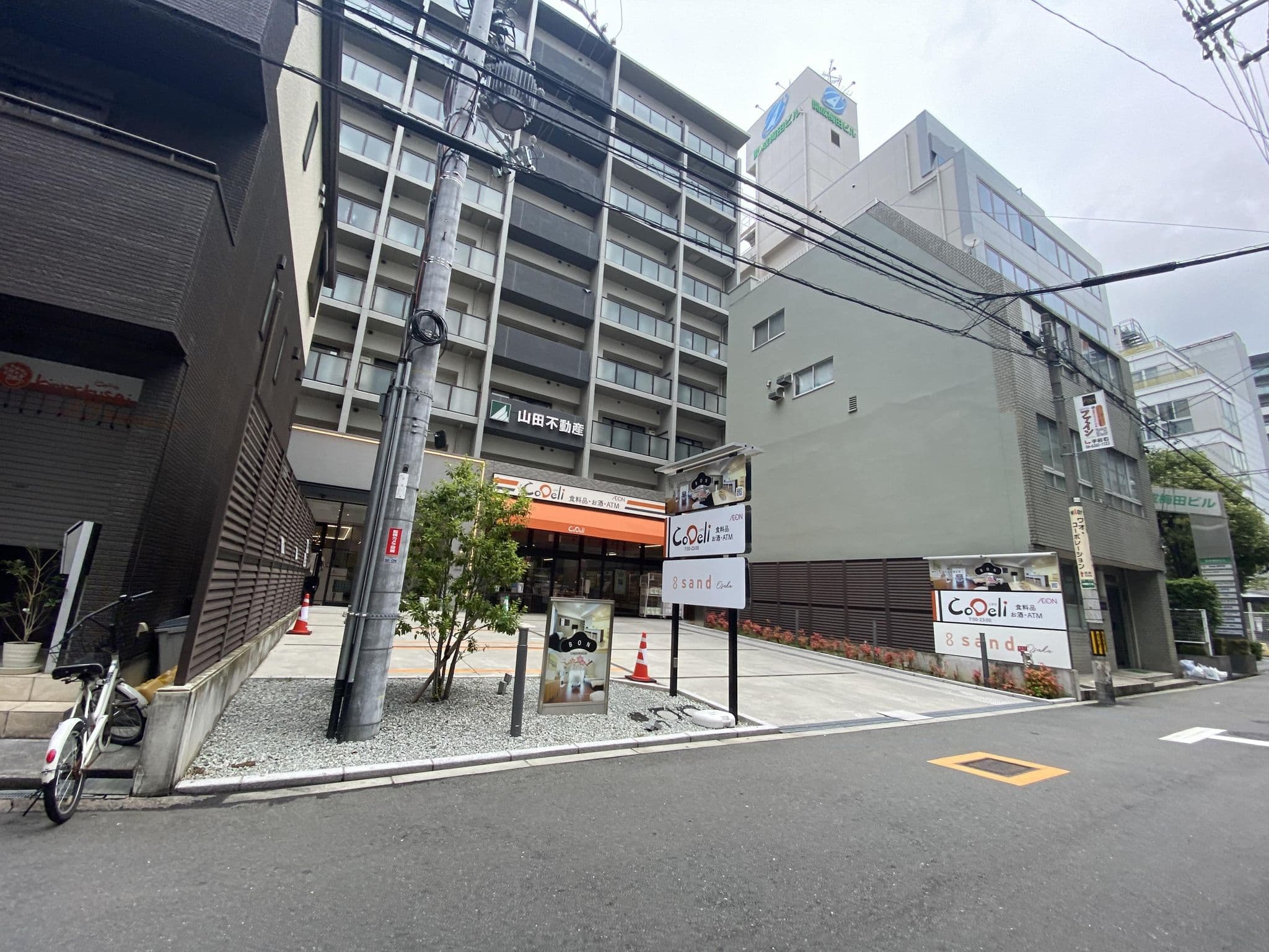 Street view near bonコンドミニアム, Umeda — © okadatsuneo (CC BY-SA · Mapillary)