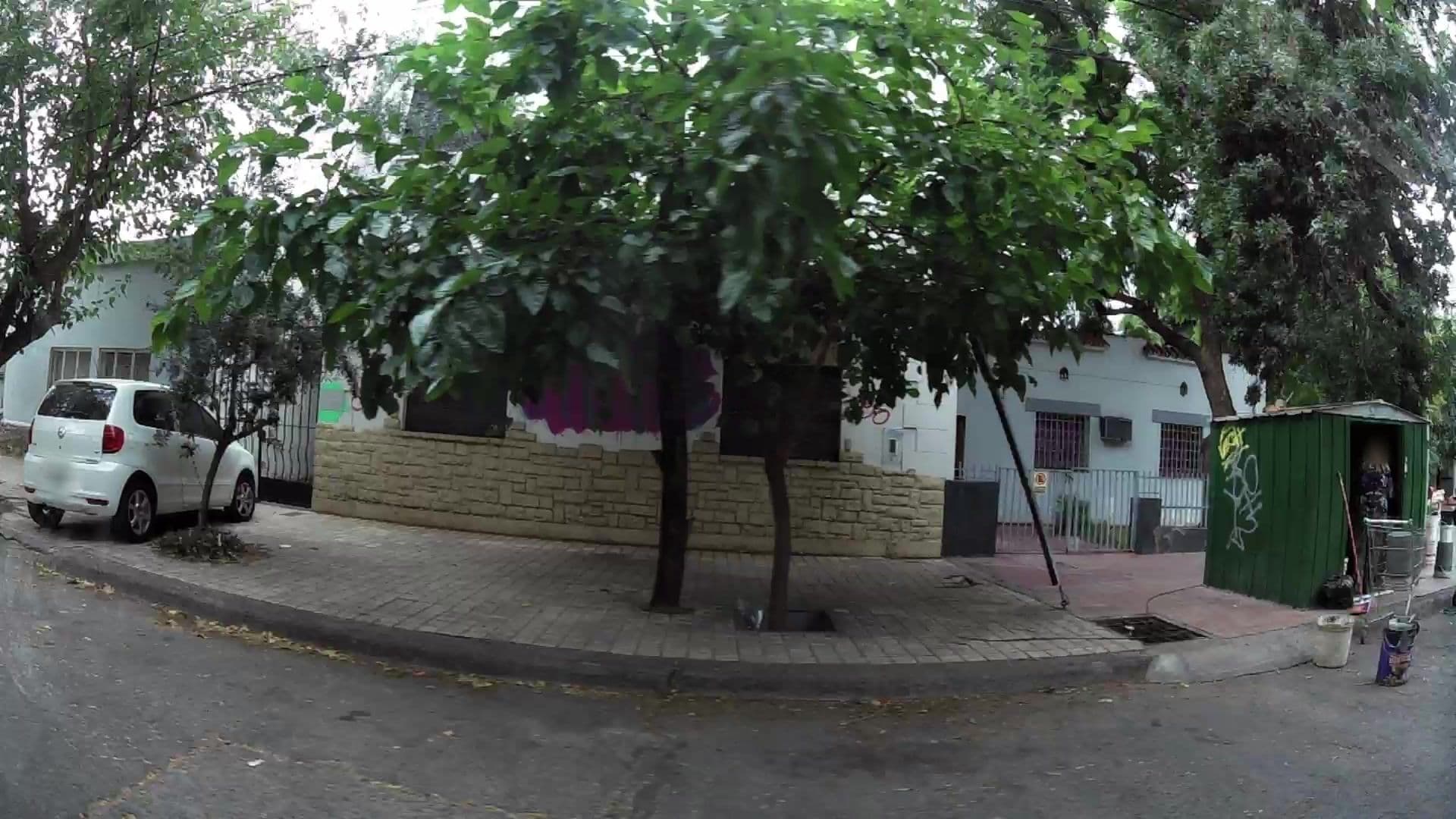 Street view near Casa Lila, Mendoza