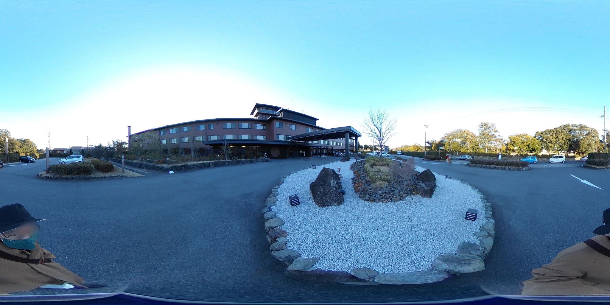 Street view near かんぽの宿 奈良, Nara-shi — © 24yo (CC BY-SA · Mapillary)