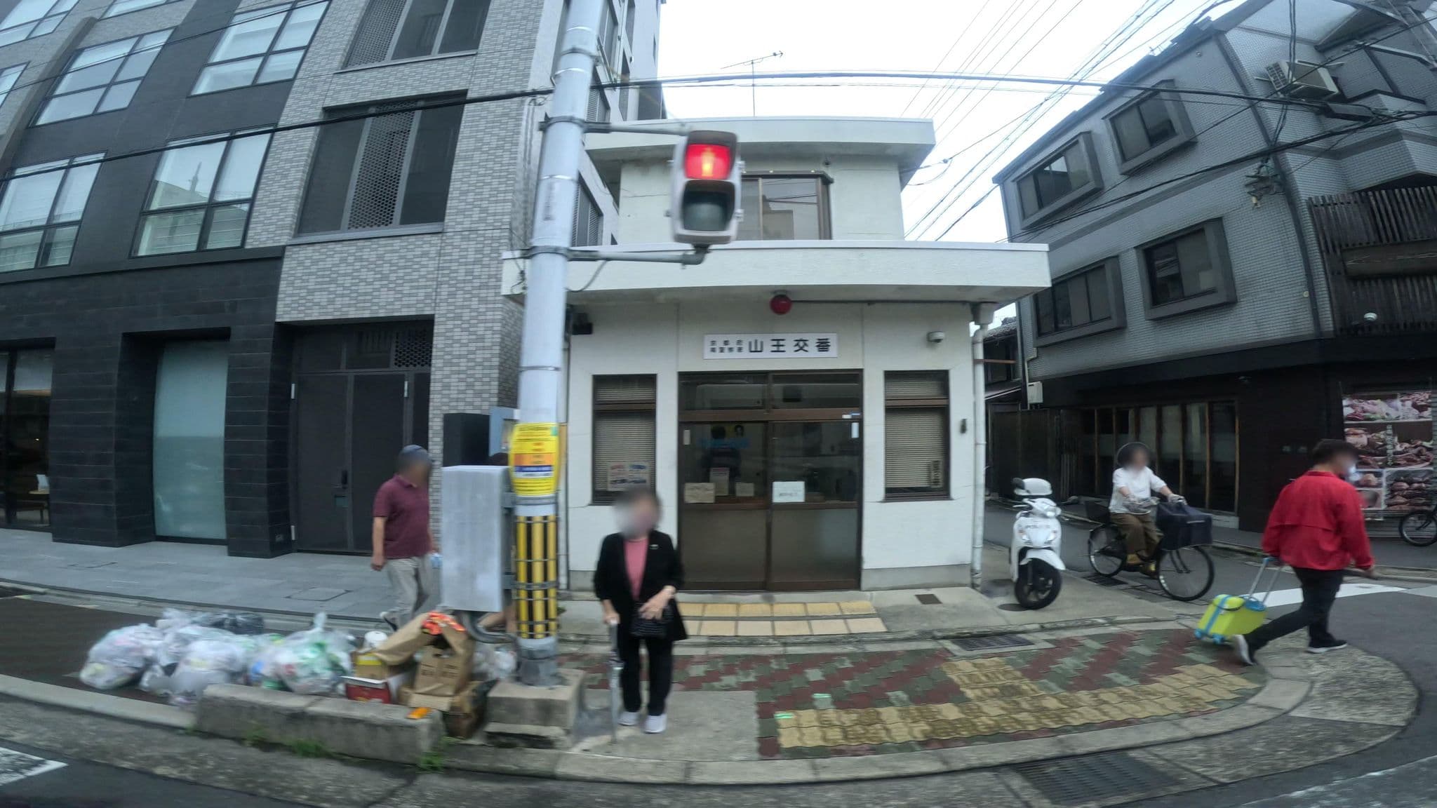 Street view near HOTEL IMAZINE KYOTO, Kyoto — © okadatsuneo (CC BY-SA · Mapillary)