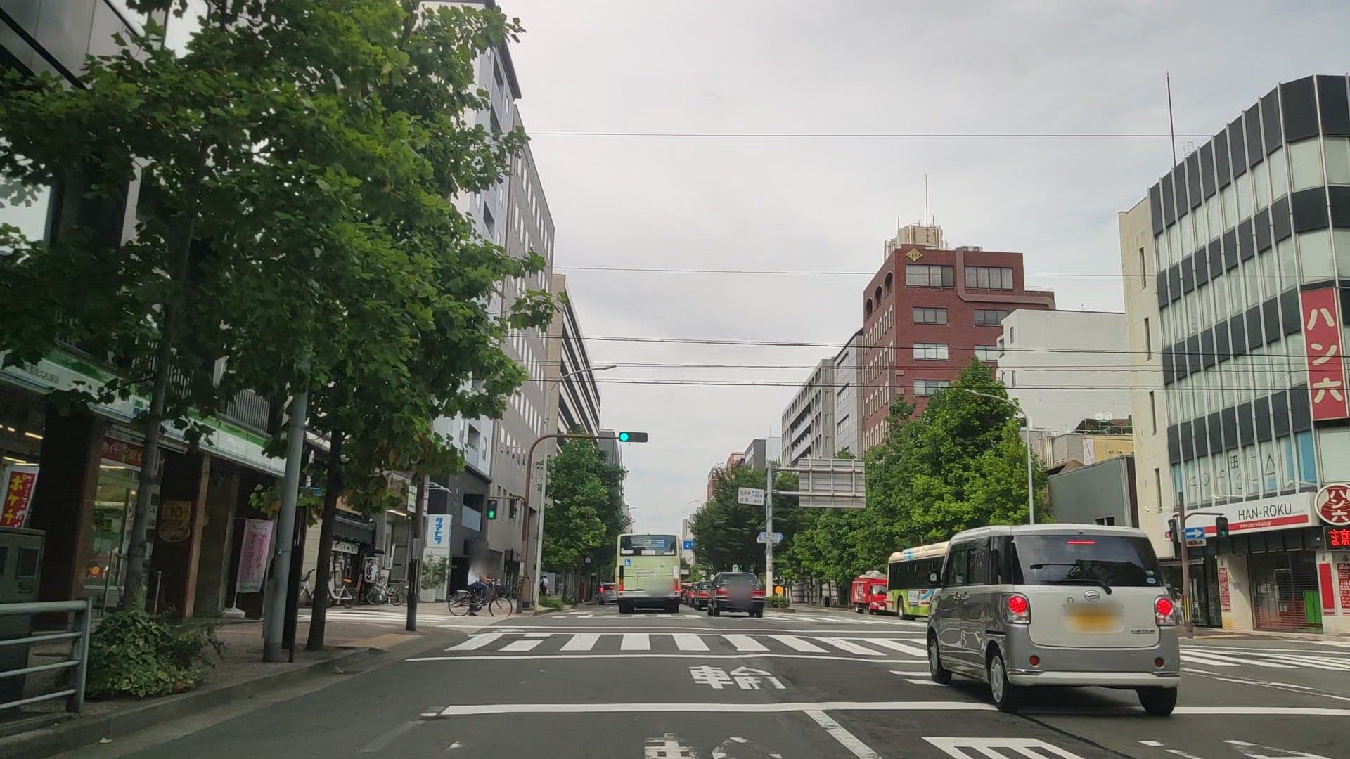 Street view near 東横イン 京都五条烏丸, Kyoto — © drivephotograph (CC BY-SA · Mapillary)