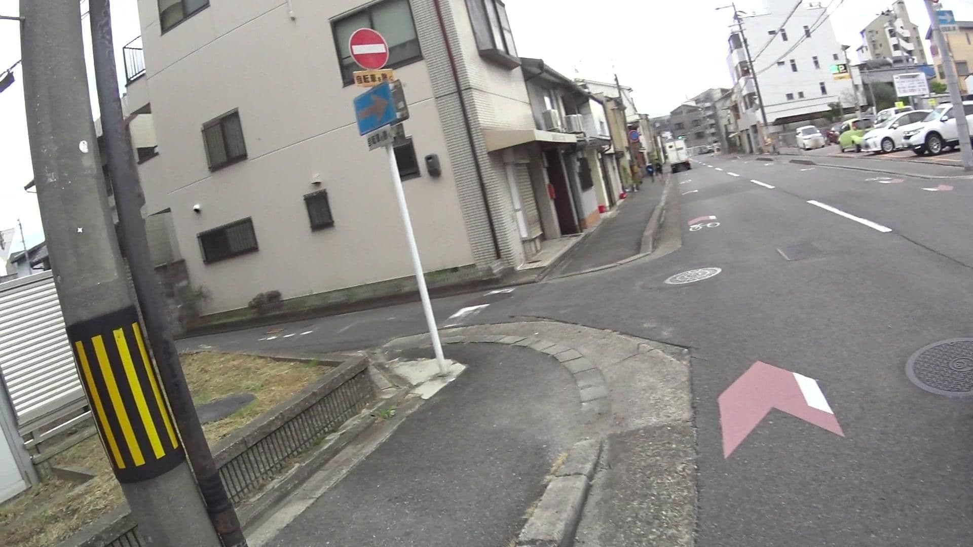 Street view near ファーストキャビンST. 京都梅小路 RYOKAN, Kyoto — © yasunari (CC BY-SA · Mapillary)