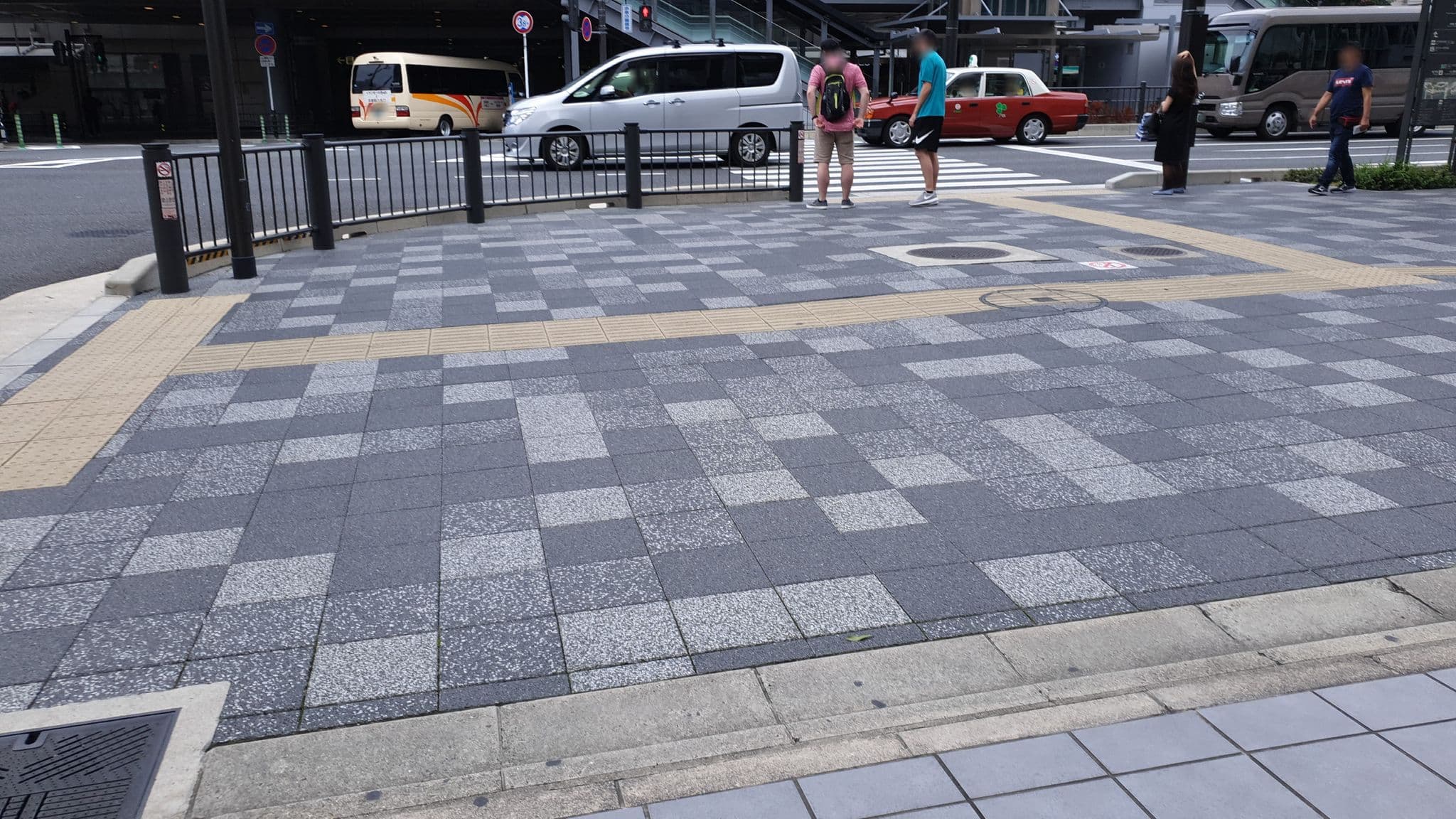 Street view near イビス スタイルズ 京都 ステーション, Kyoto — © jopparn (CC BY-SA · Mapillary)