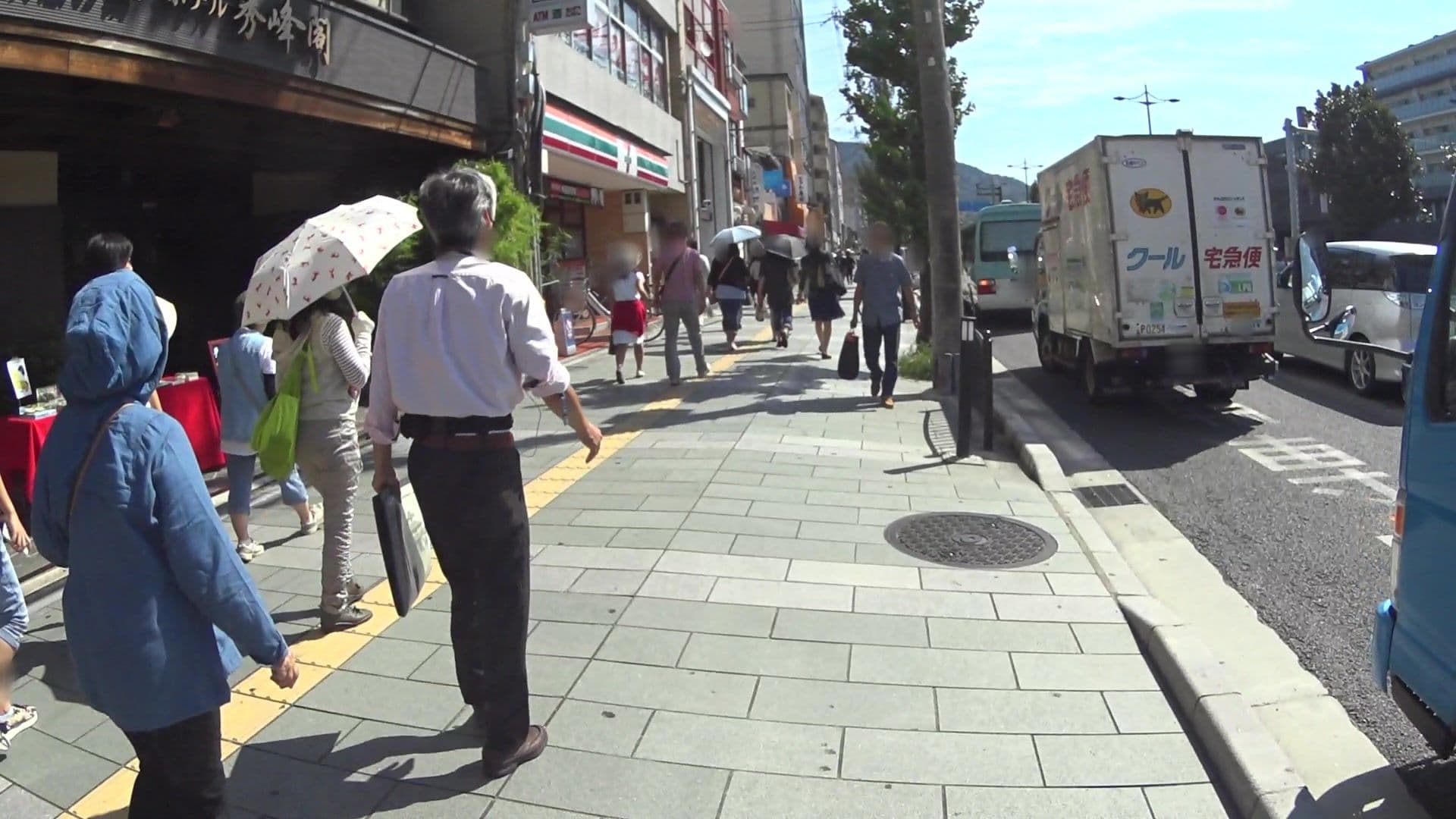 Street view near ホテル秀峰閣, Kyoto — © yasunari (CC BY-SA · Mapillary)