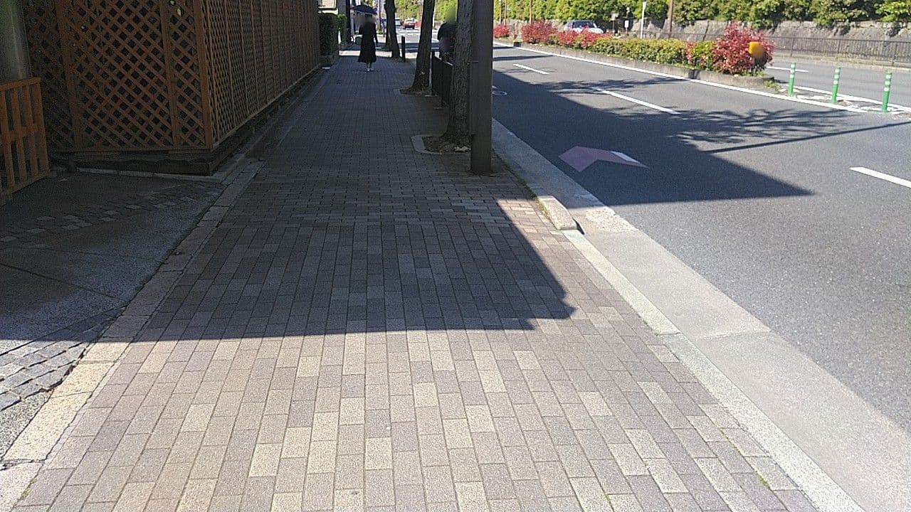 Street view near ザ・パレスサイドホテル, Kyoto — © kojiroucircle (CC BY-SA · Mapillary)