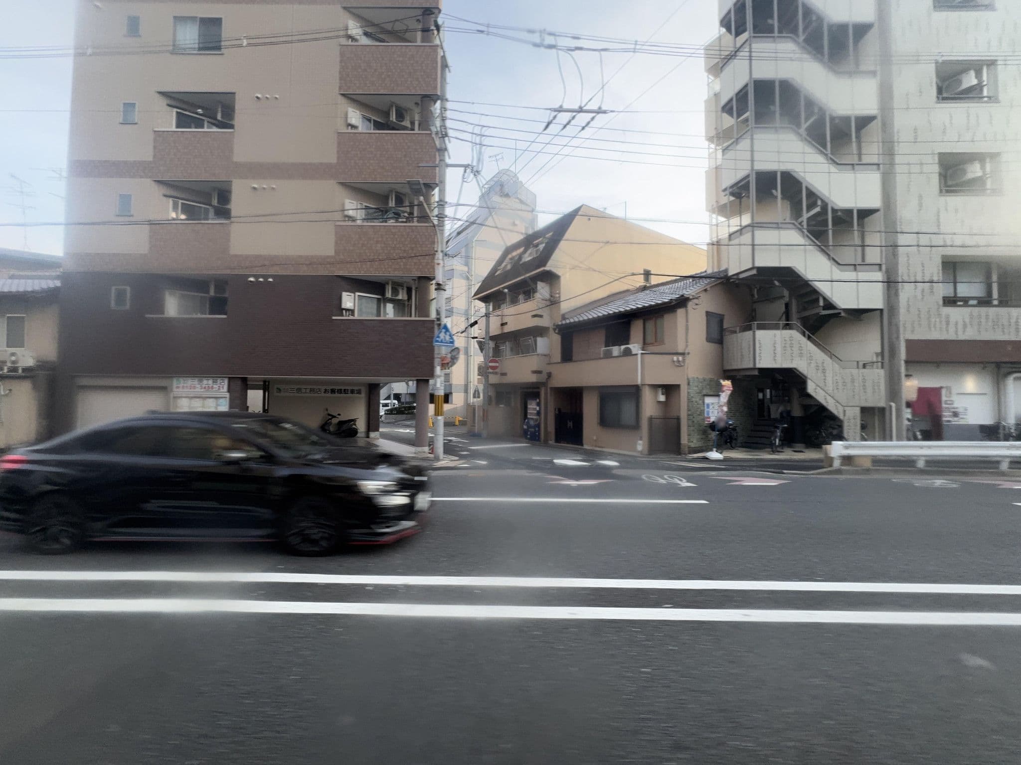 Street view near ホテルリブマックス京都二条城北, Kyoto — © quickness805 (CC BY-SA · Mapillary)