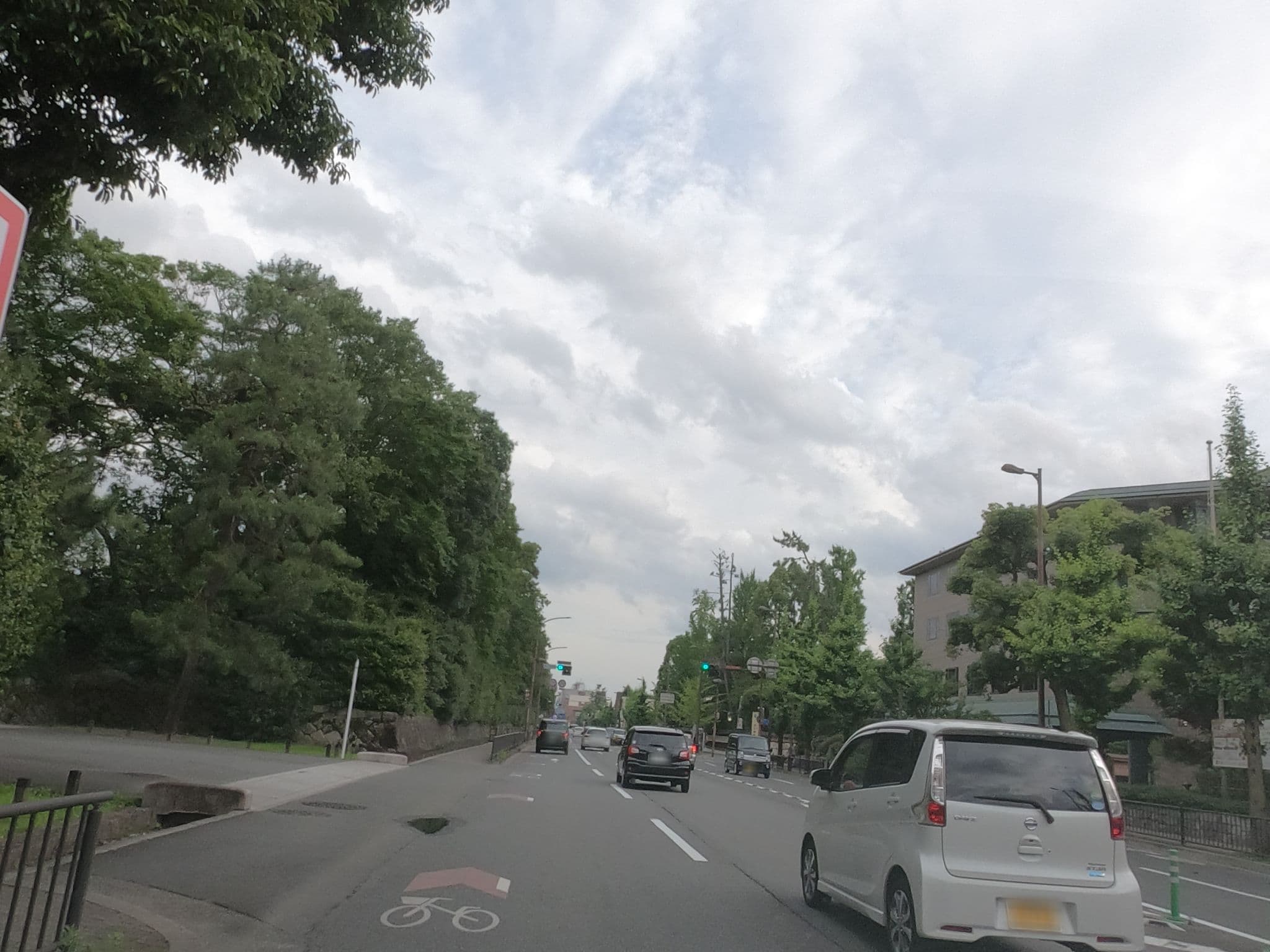 Street view near 京都ガーデンパレス (Kyoto Garden Palace), Kyoto — © rsnaru (CC BY-SA · Mapillary)