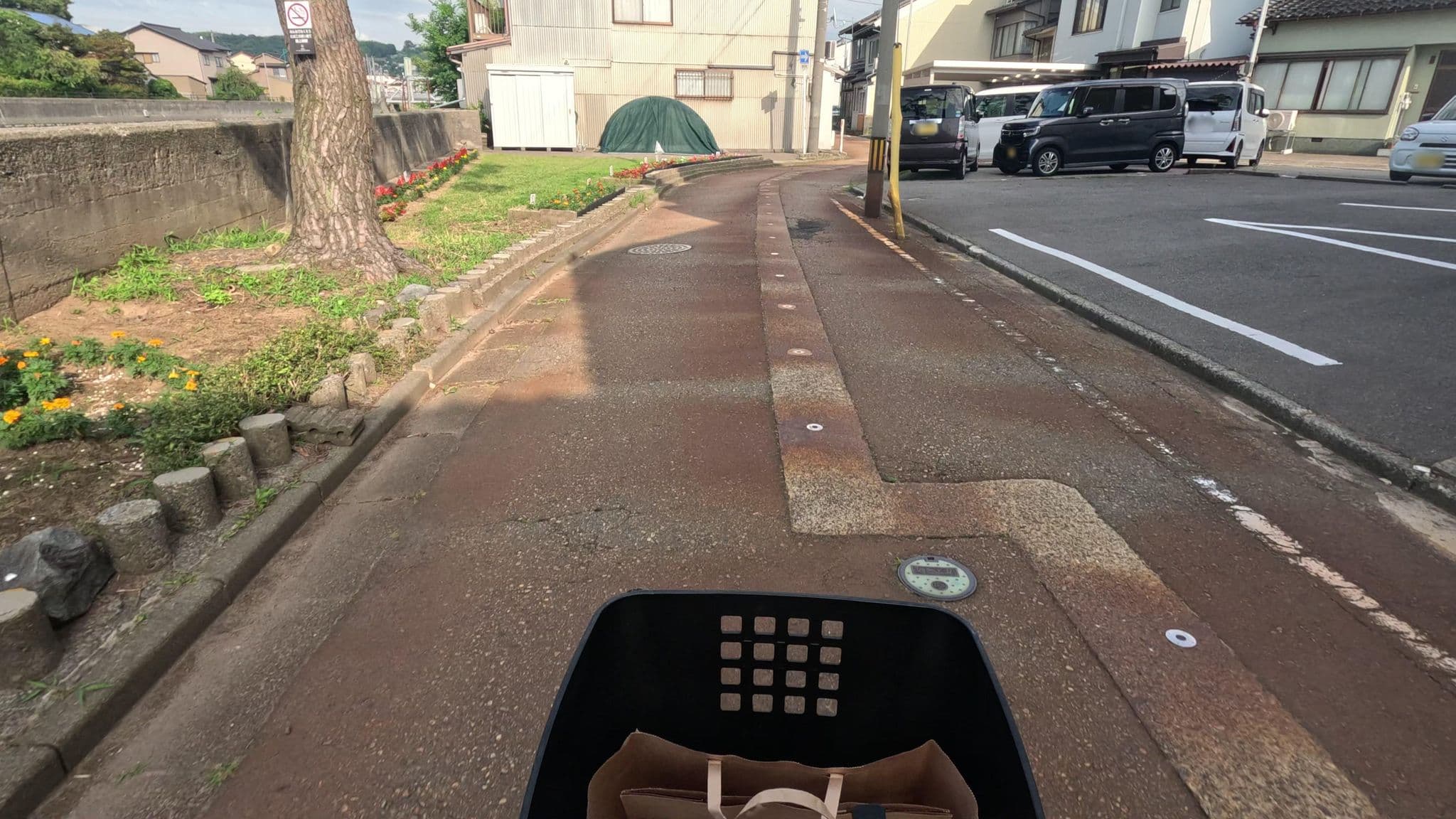 Street view near 花明かり, Kanazawa — © alt9800 (CC BY-SA · Mapillary)