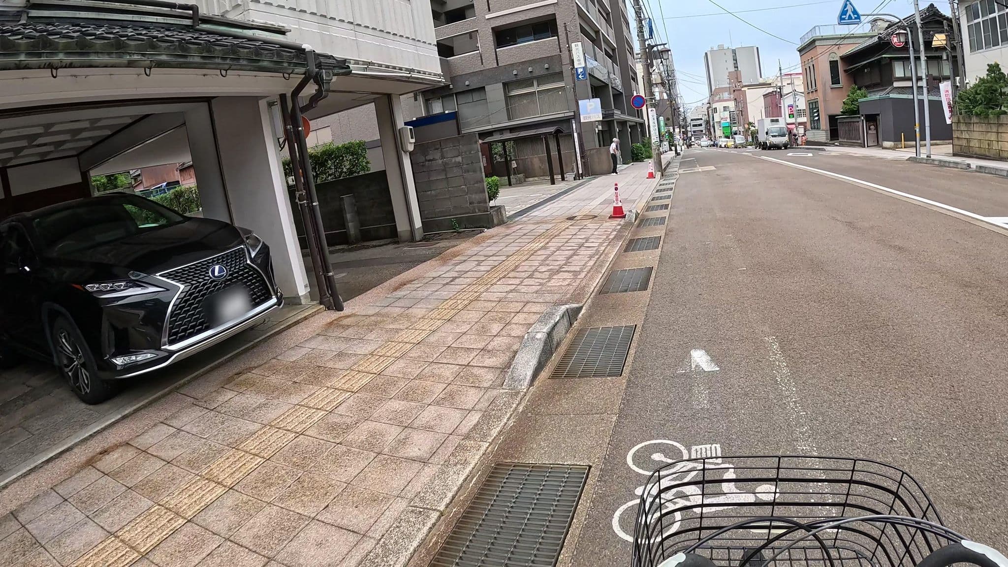 Street view near ホテルパシフィック金沢, Kanazawa — © Ratitya (CC BY-SA · Mapillary)
