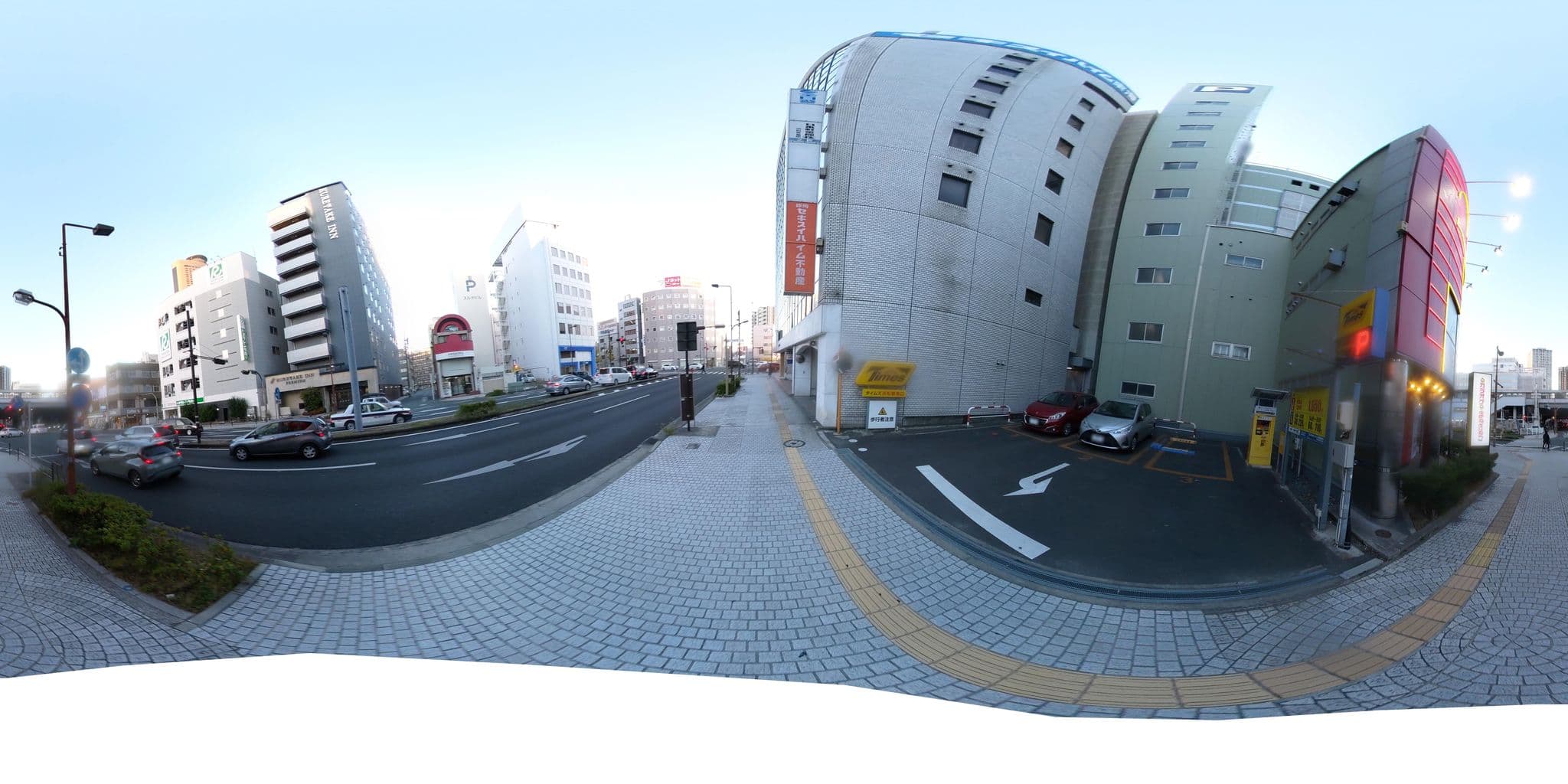 Street view near くれたけイン浜松駅南口プレミアム, Hamamatsu — © okadatsuneo (CC BY-SA · Mapillary)
