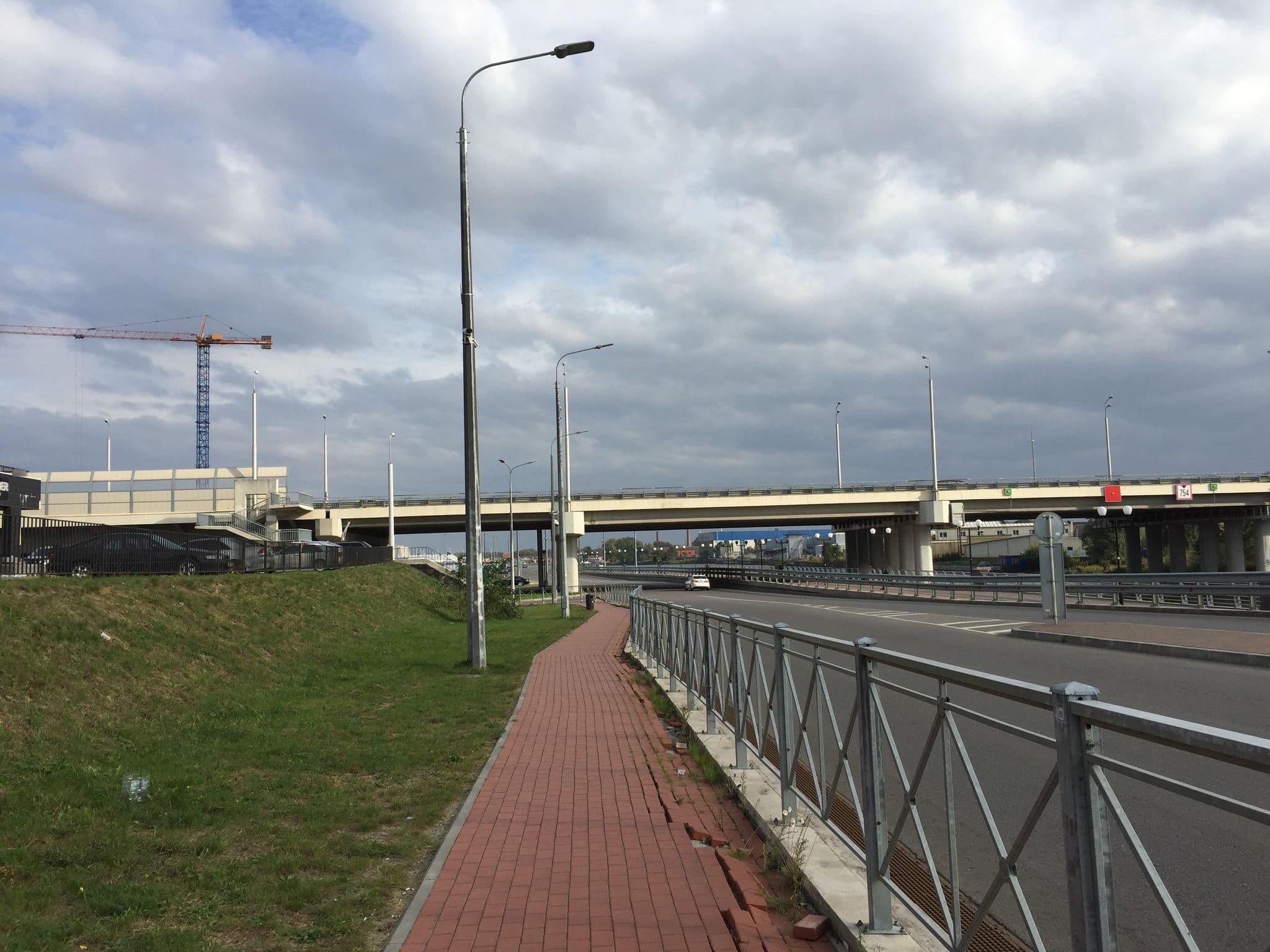 Street view near Apartments New Bridge, Kaliningrad — © ser9ei999 (CC BY-SA · Mapillary)