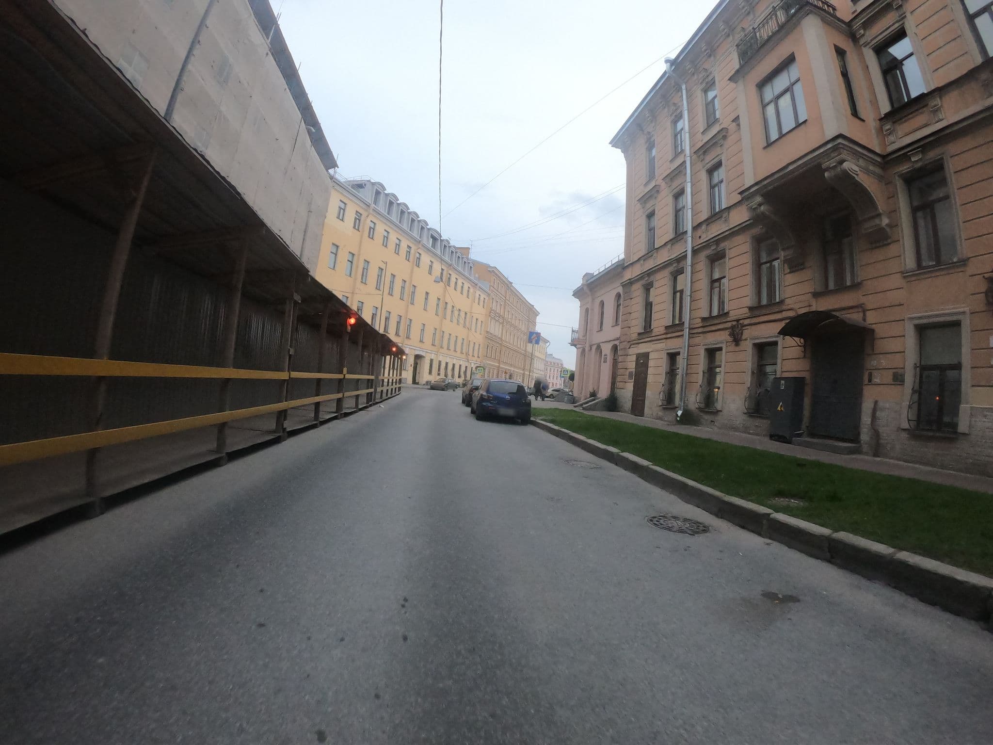 Street view near The Faces, Saint Petersburg — © GaMiKo (CC BY-SA · Mapillary)