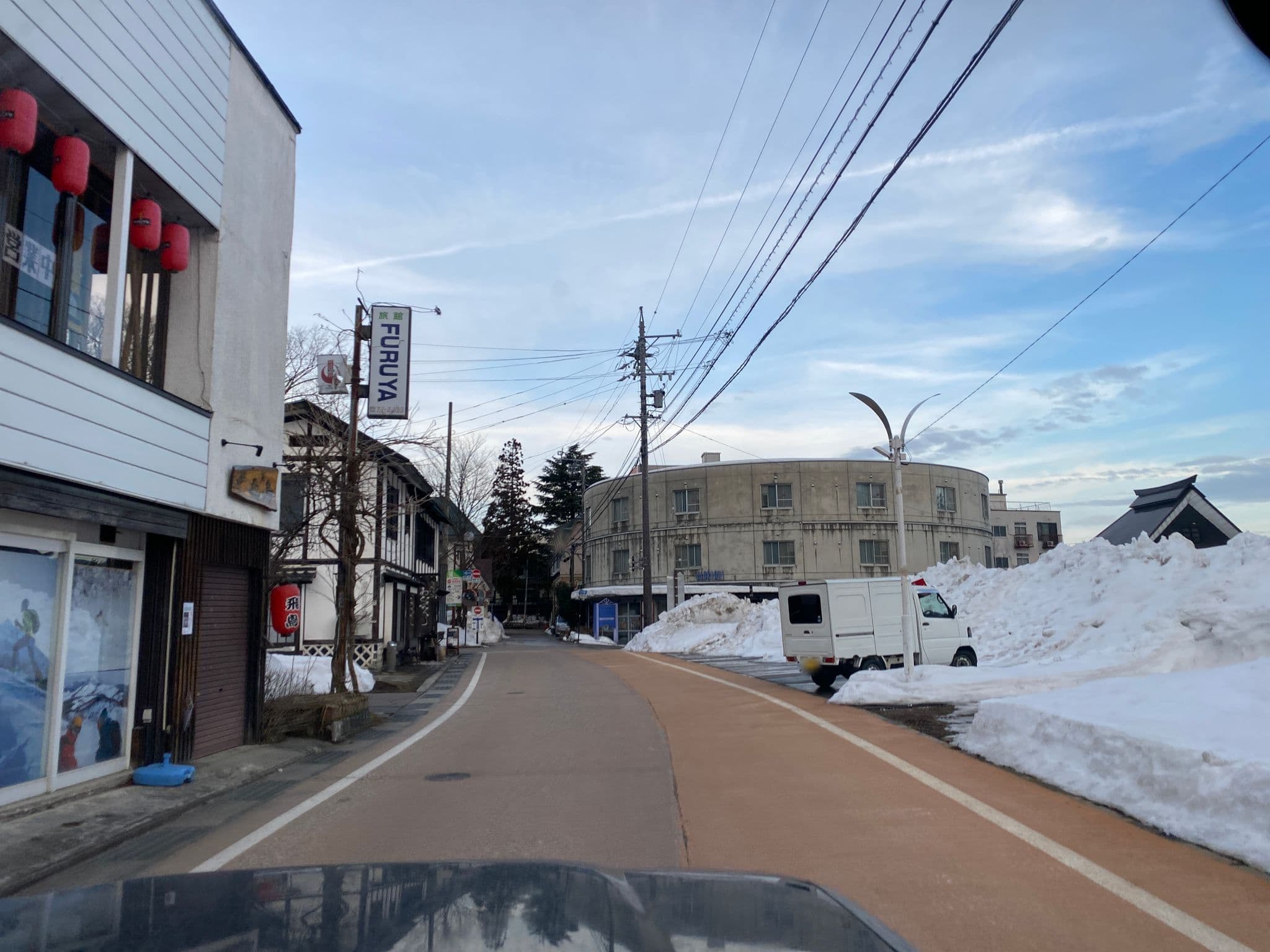 Street view near やまぶん旅館, Hakuba — © akimasa (CC BY-SA · Mapillary)