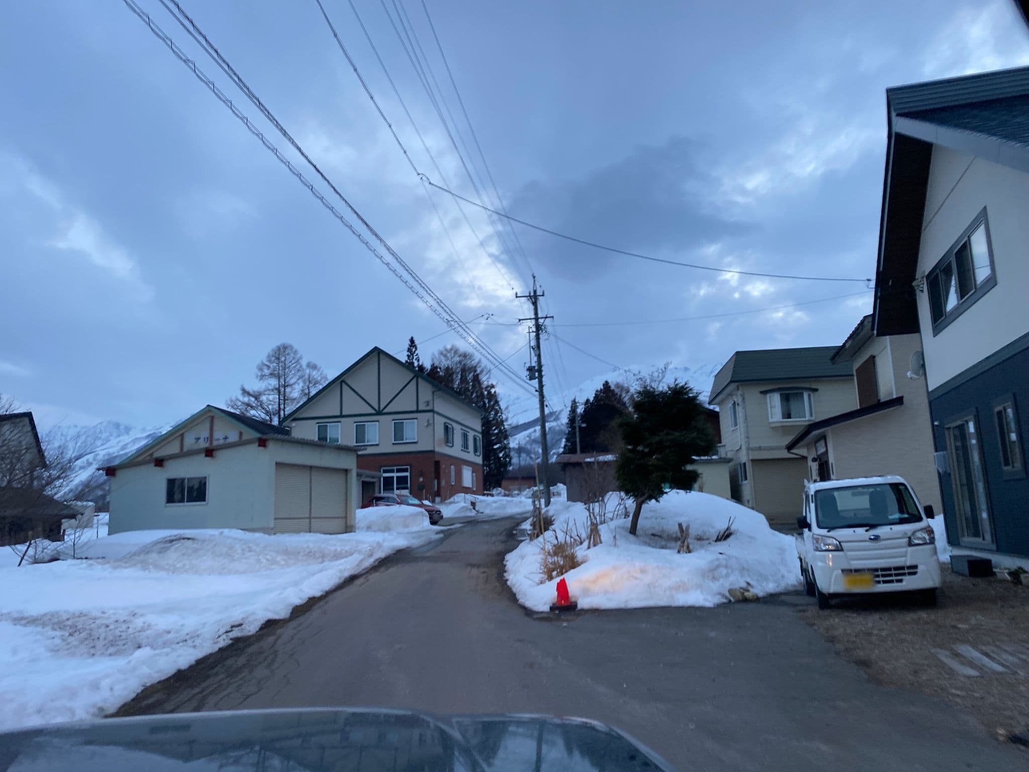 Street view near コミュニティハウスチロリアン, Hakuba — © akimasa (CC BY-SA · Mapillary)