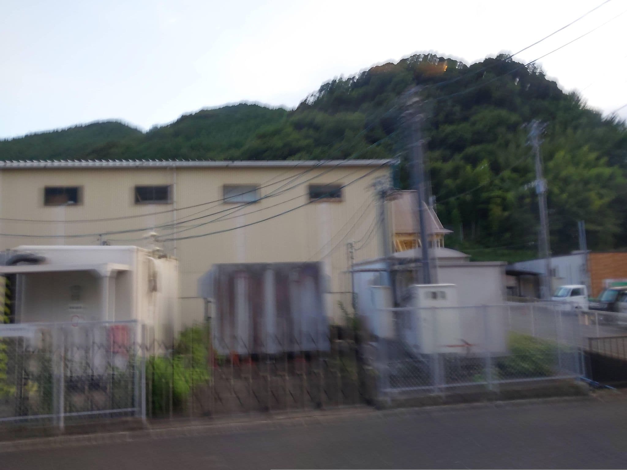 Street view near 割烹旅館 八重垣, Kawazu-ikadaba — © ChenJJ (CC BY-SA · Mapillary)