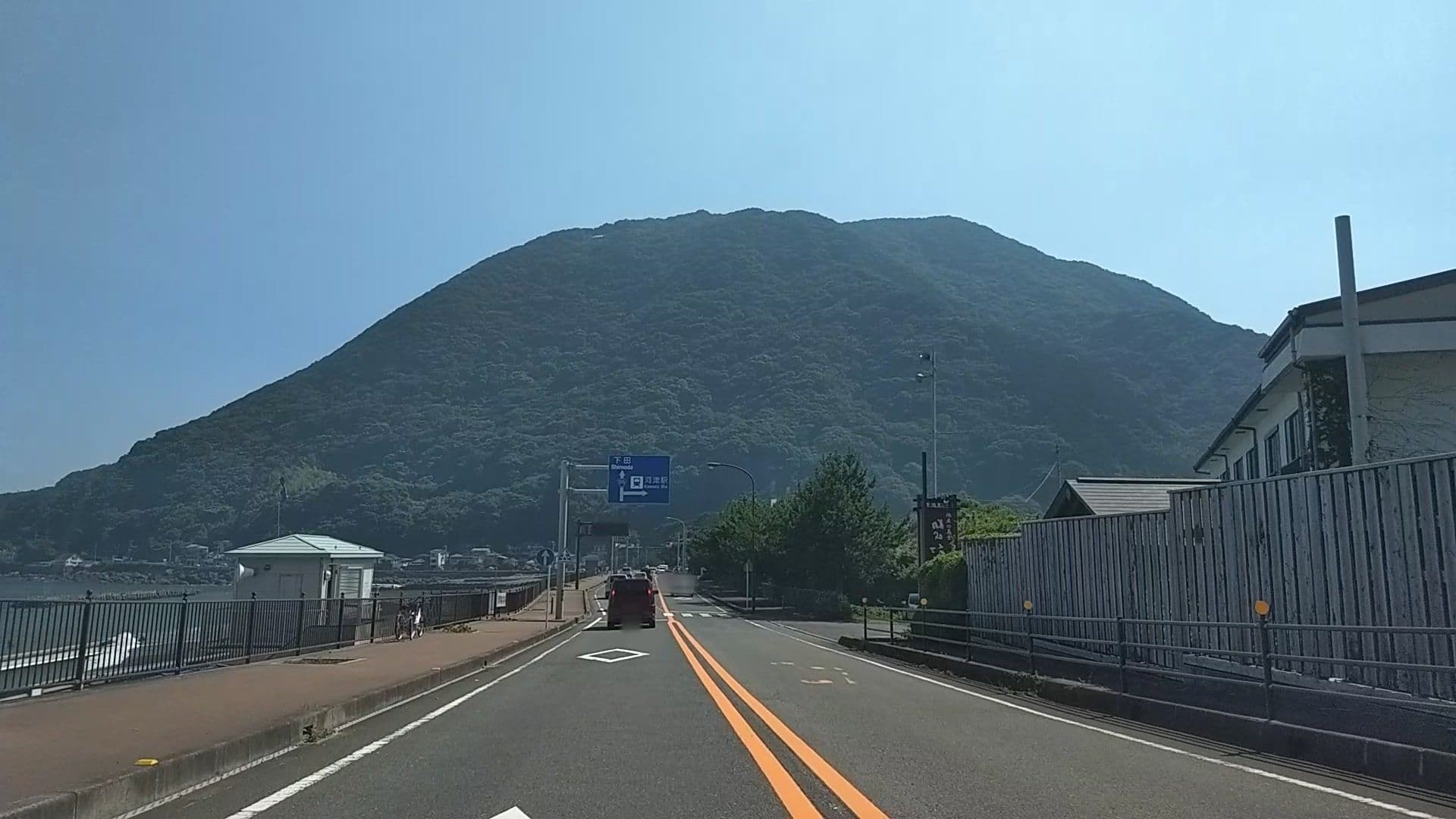 Street view near 伊豆河津浜磯あるきの湯宿潮雲, Kawazu-ikadaba — © drivephotograph (CC BY-SA · Mapillary)