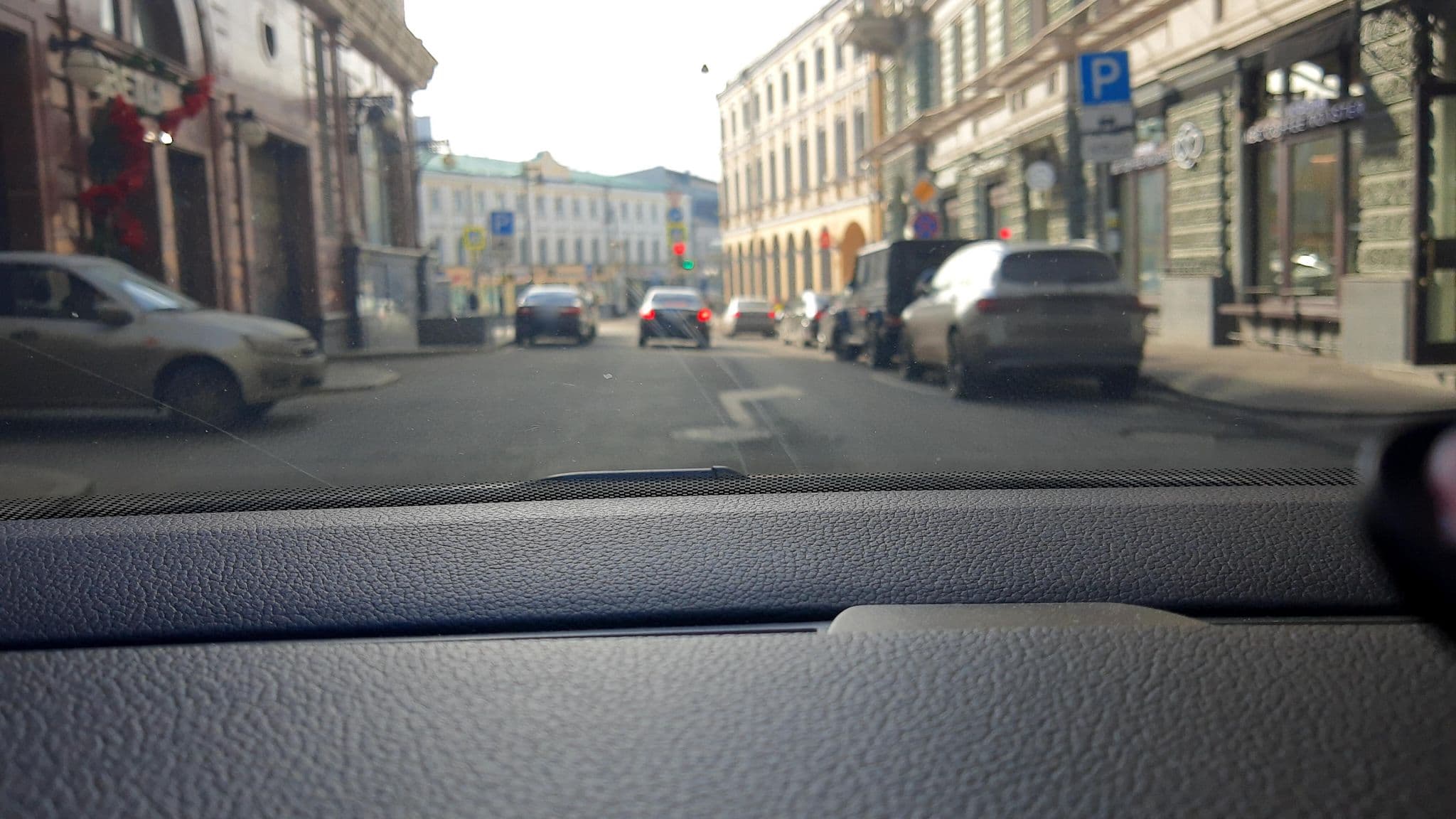 Street view near Barin Residence Myasnitskaya, Moscow — © phoneuploader (CC BY-SA · Mapillary)