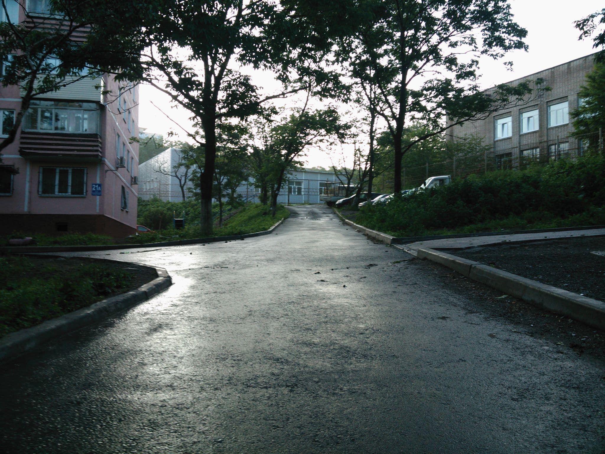 Street view near Сахалинская 21 a, Vladivostok — © progserega (CC BY-SA · Mapillary)