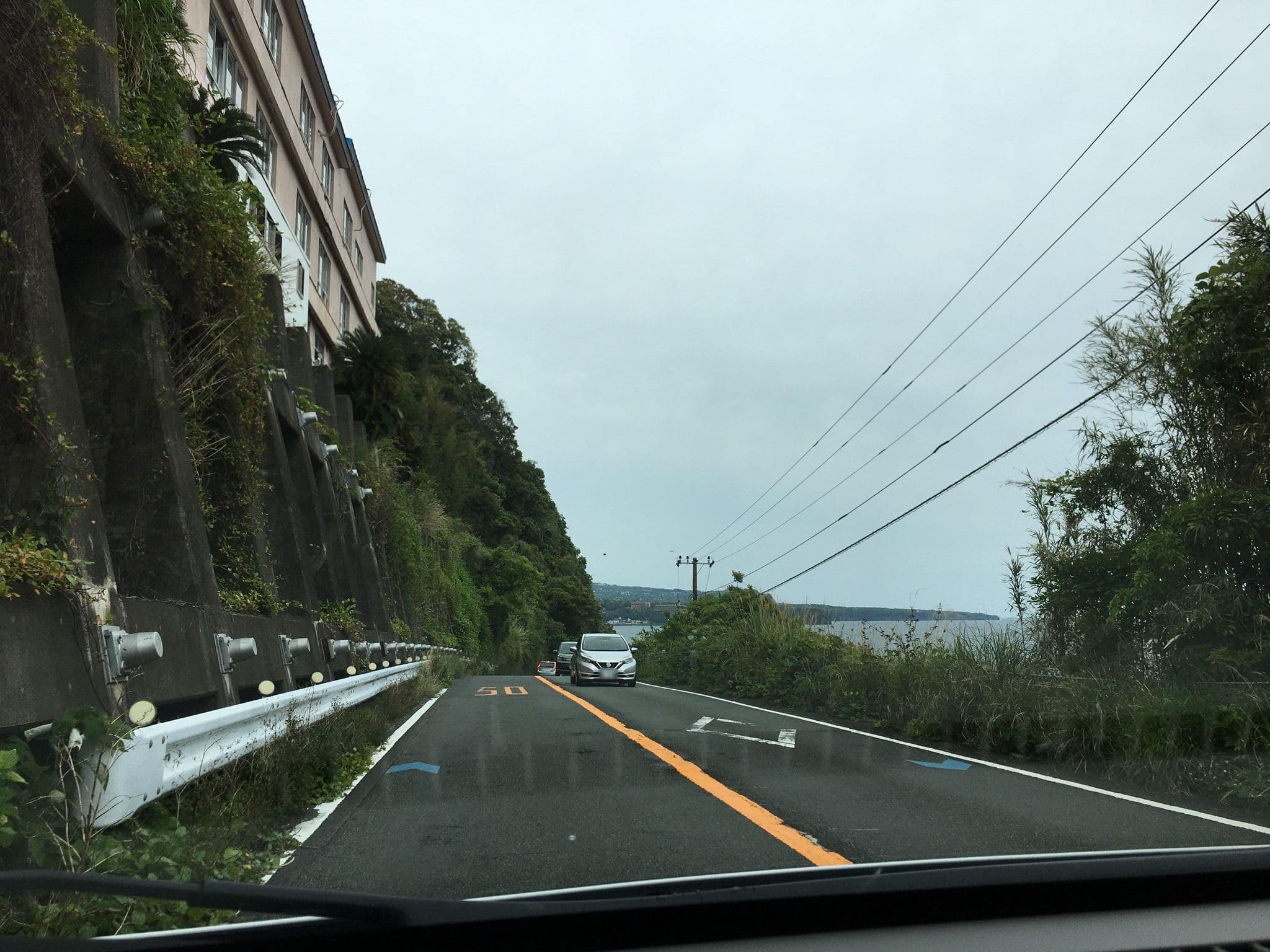 Street view near 東伊豆・北川温泉源泉かけ流し・海鮮炭火焼の宿星ホテル, Inatori — © tometome (CC BY-SA · Mapillary)